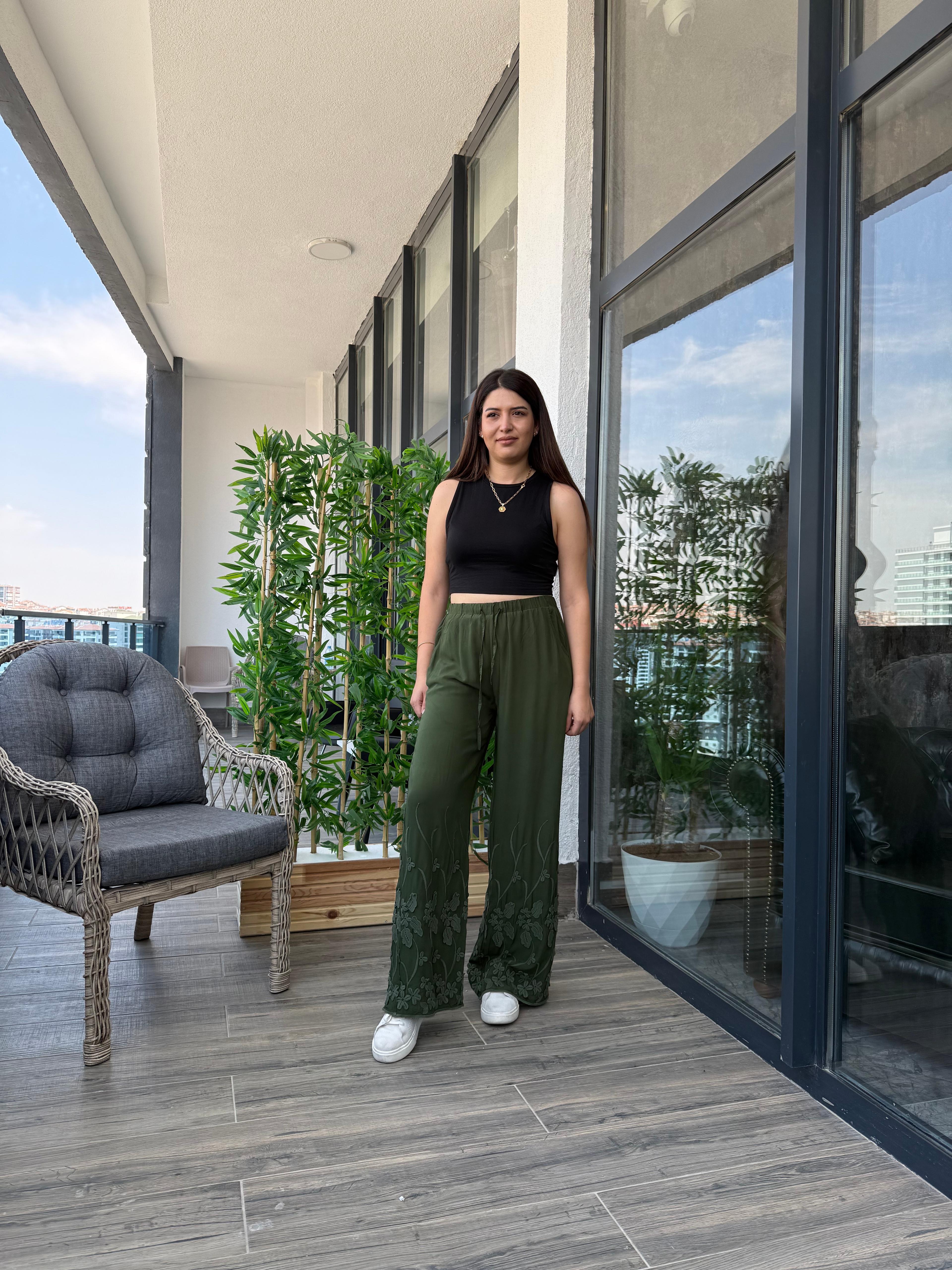 Yeşil Güpürlü Vual Pantolon
