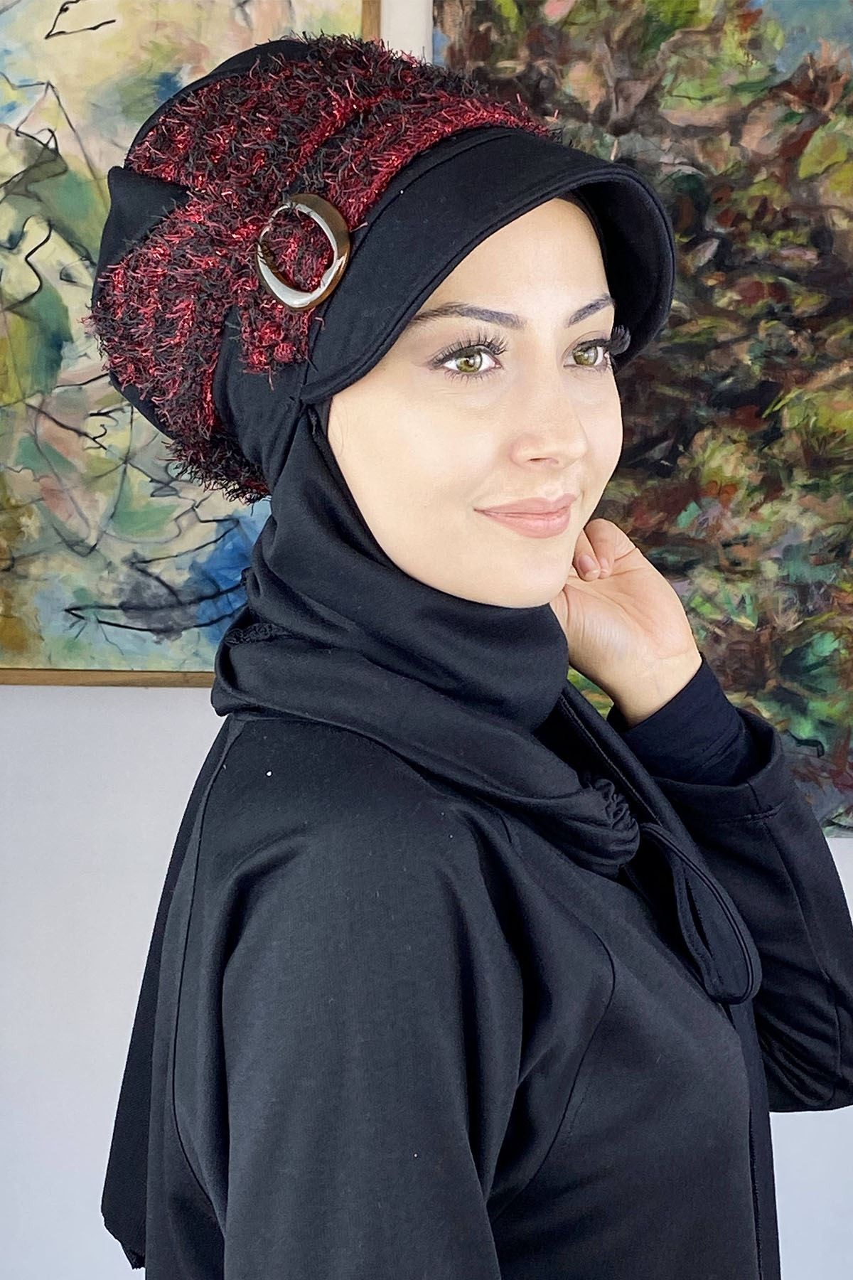 Siyah&Bordo Çizgili Püsküllü Simli Siyah Tokalı Atkılı Şapka Şal