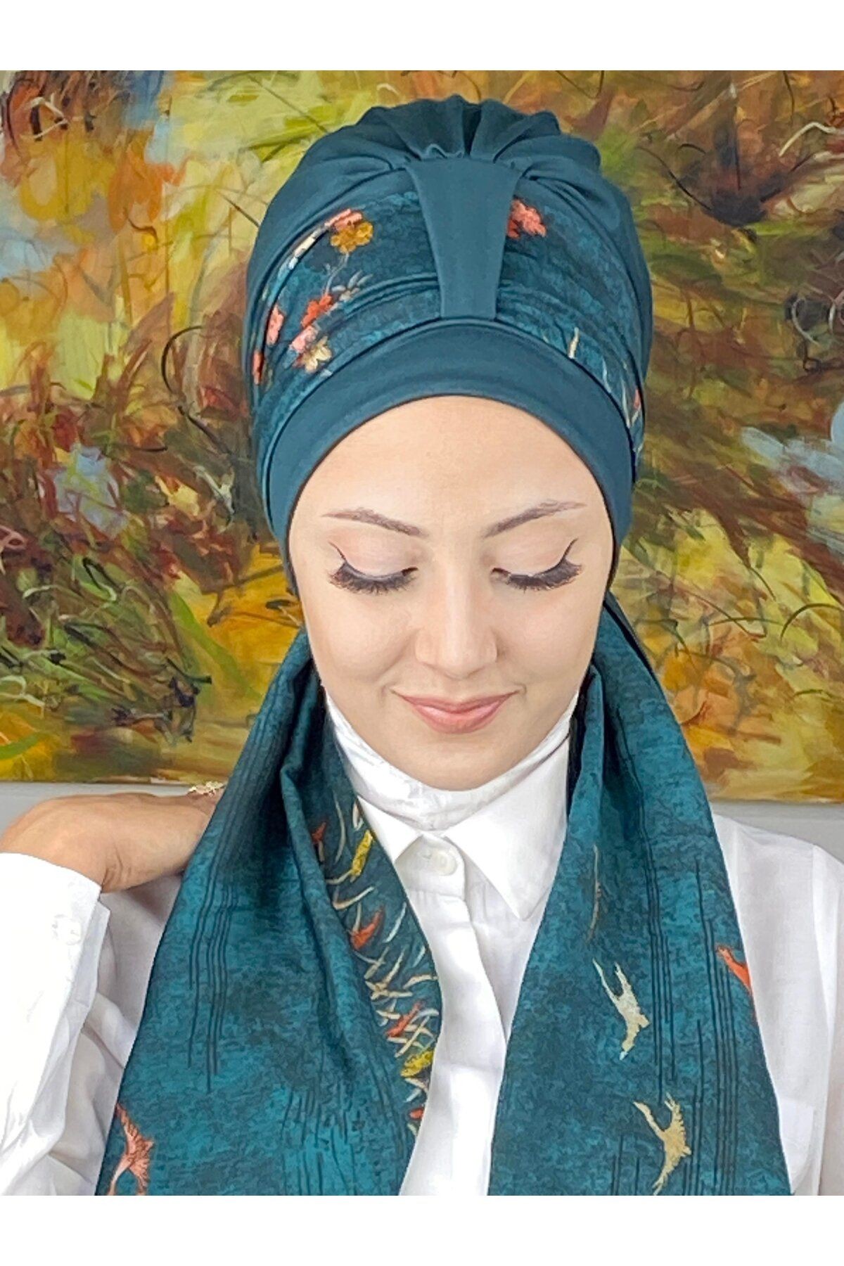Tek Biritli Floral Desenli Fularlı Bone