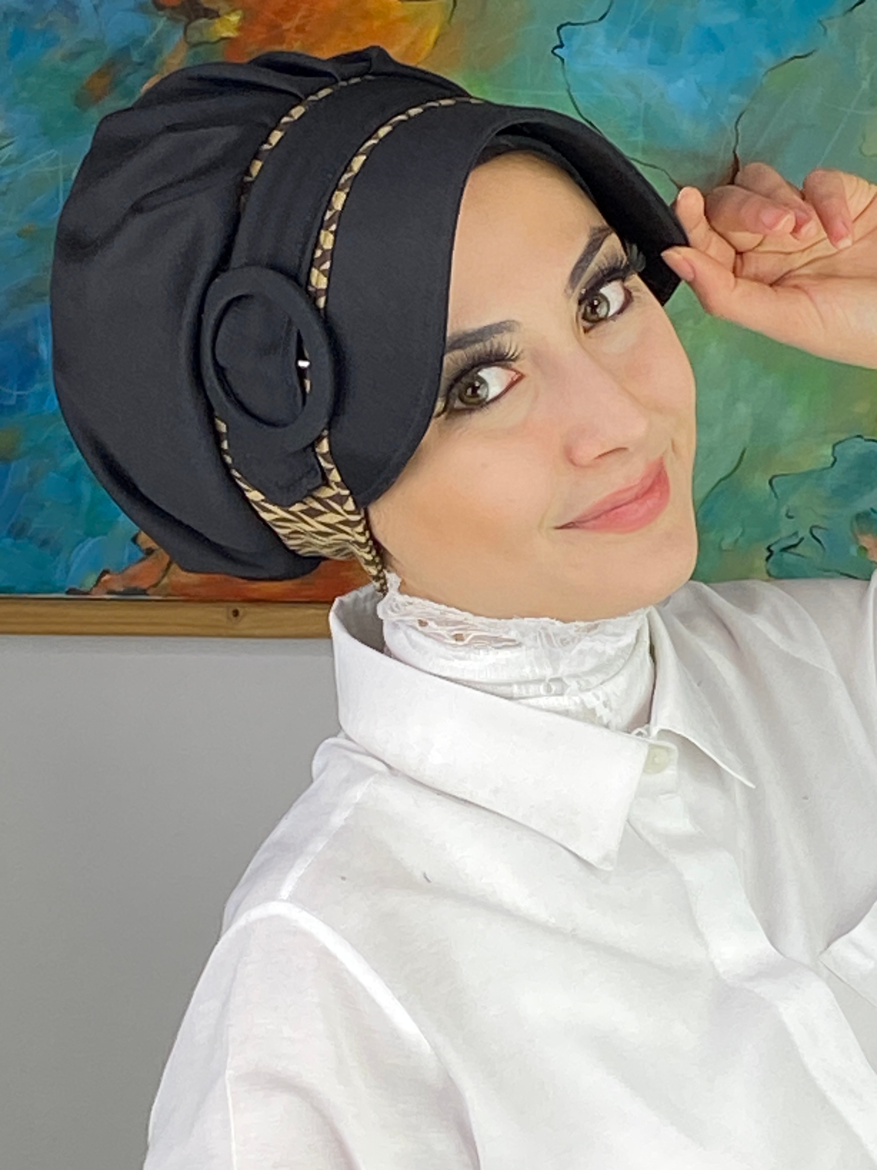 Nazlı Model Tokalı Başak Desenli Tesettür Şapka