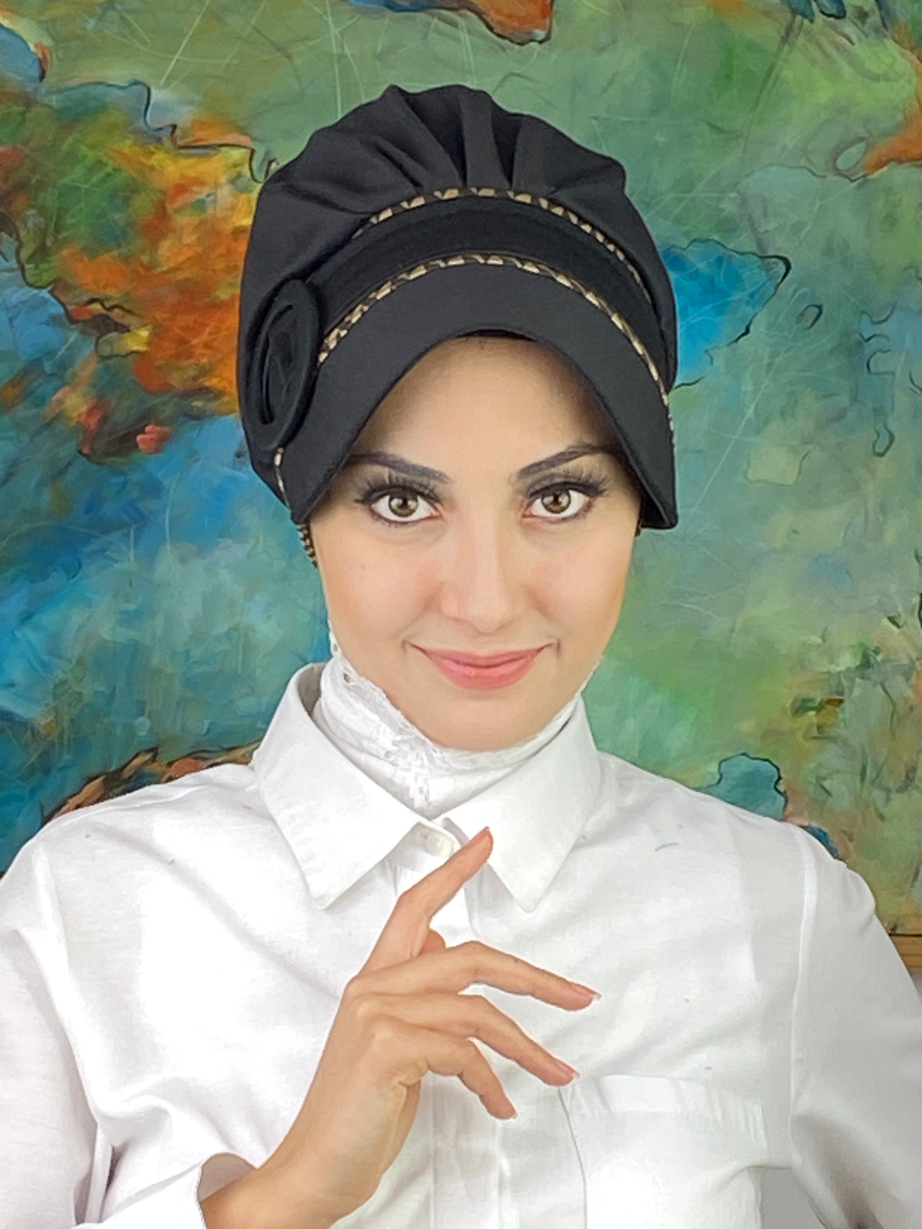 Nazlı Model Tokalı Başak Desenli Tesettür Şapka