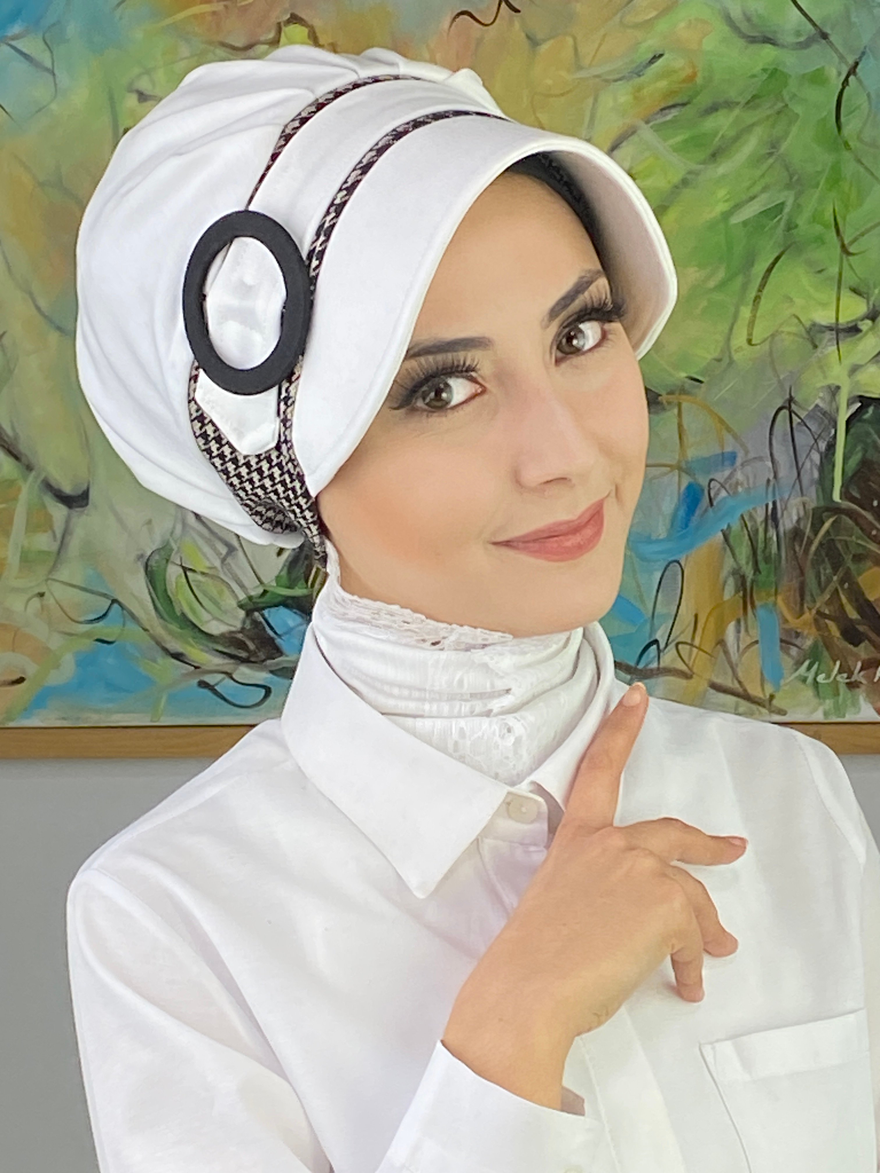 Nazlı Model Tokalı İri Sütlü Kahve Kazayaklı Tesettür Şapka
