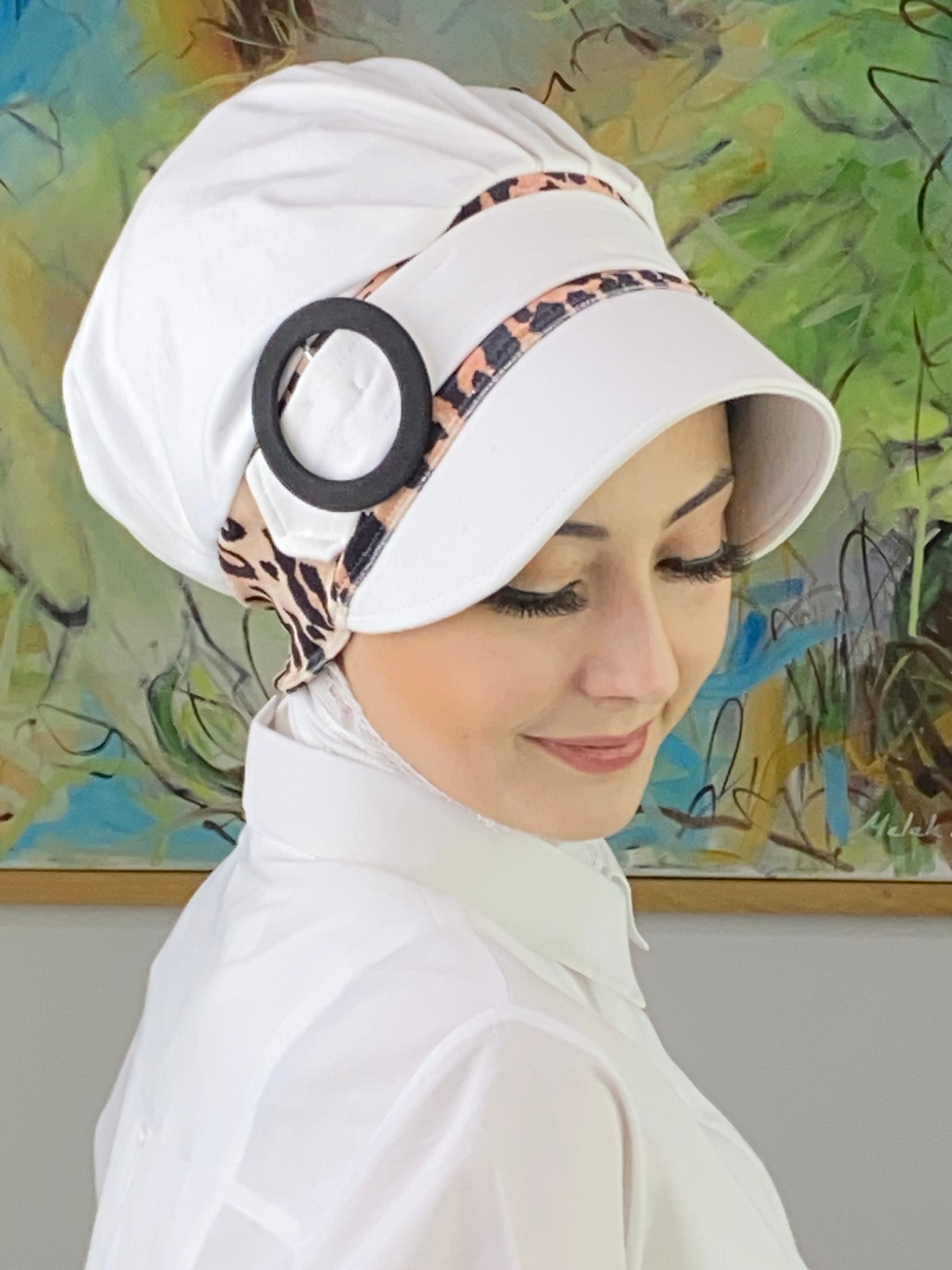 Nazlı Model Tokalı İri Leoparlı Tesettür Şapka