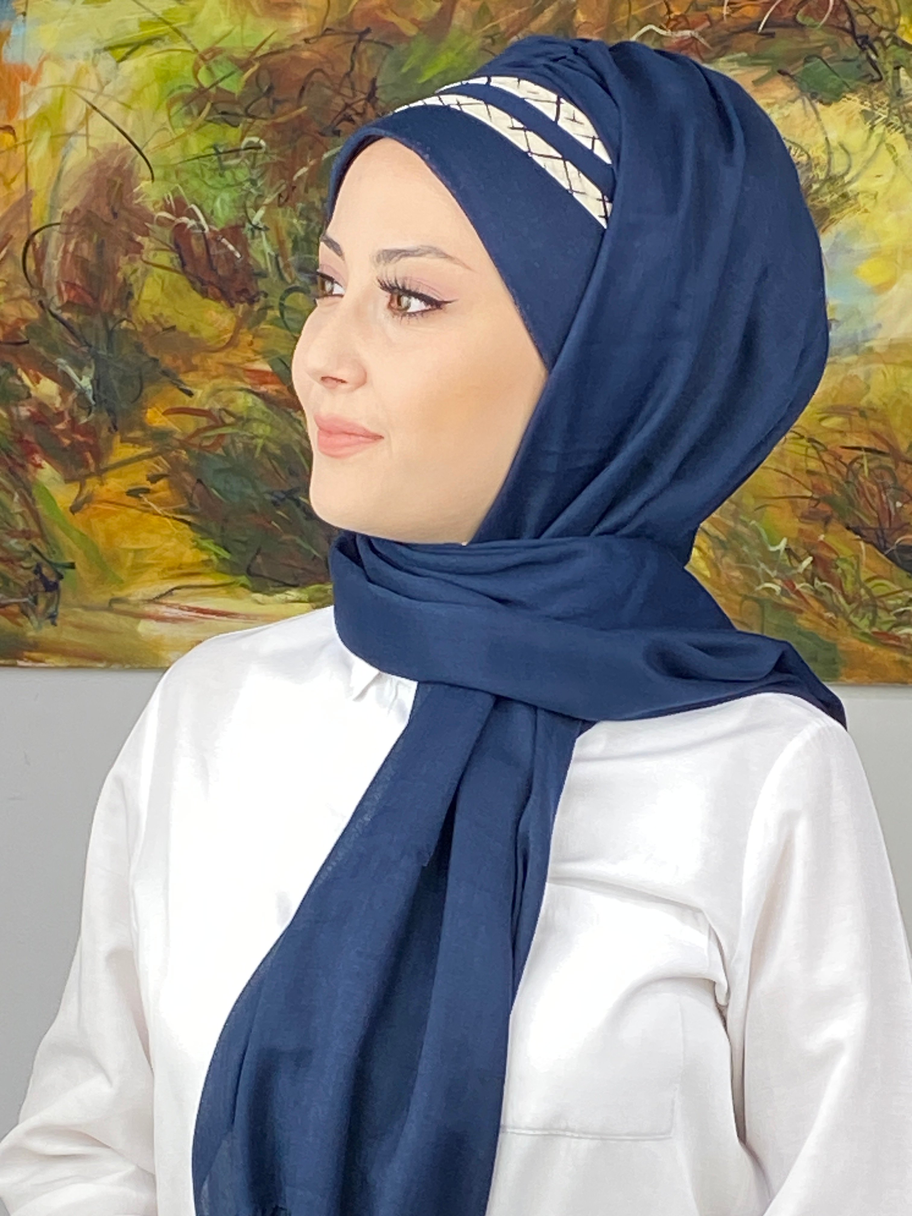 Saray Model Yan Drapeli Krem Şeritli Desen Hazır Şal