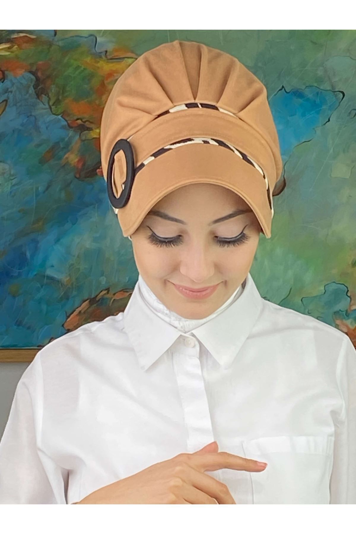 Nazlı Model Tokalı İri Krem Çizgili Zebra Desenli Tesettür Şapka