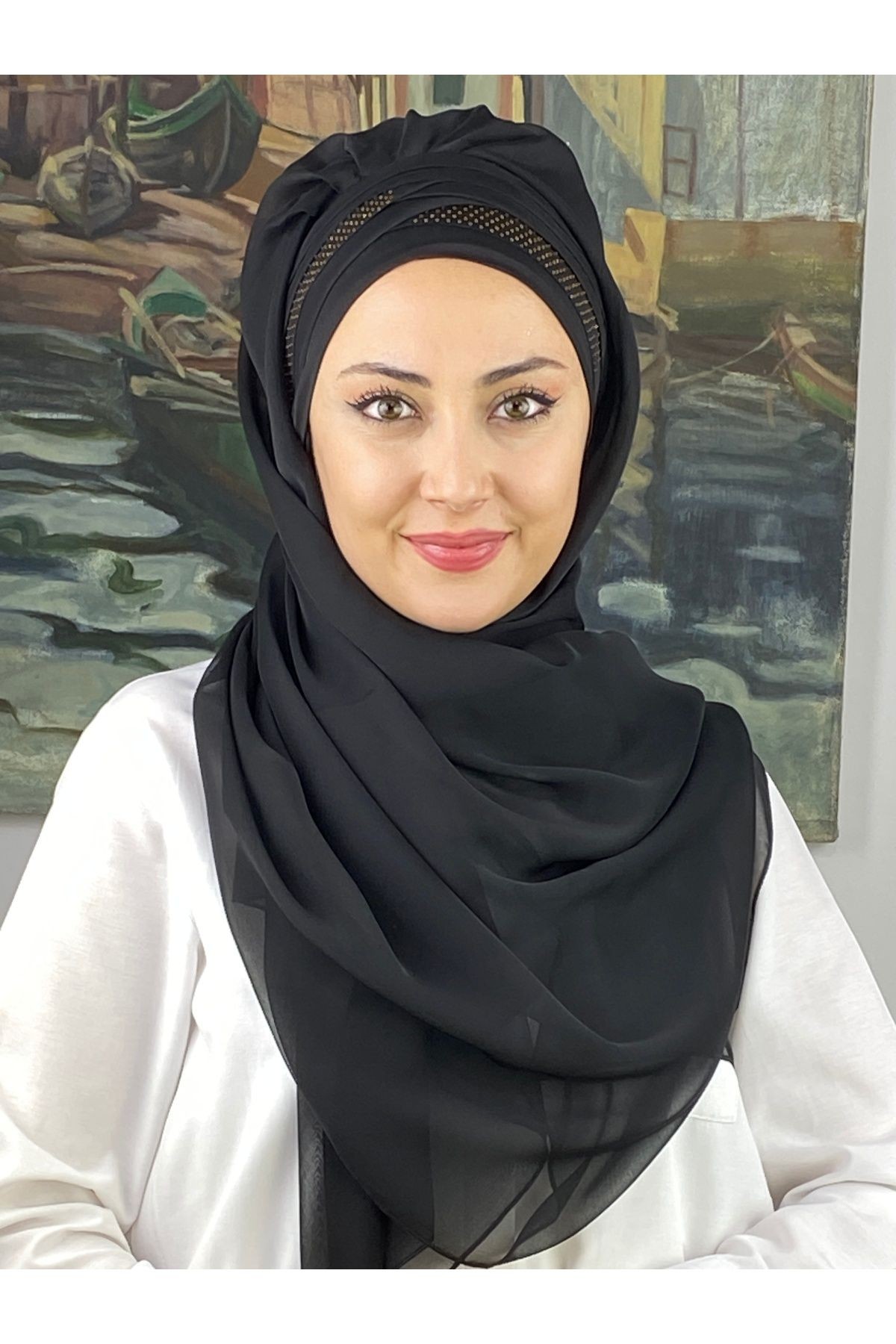 Mihrimah Çapraz Drapeli Fransız Şifon Altın Taş Detaylı Hazır Şal