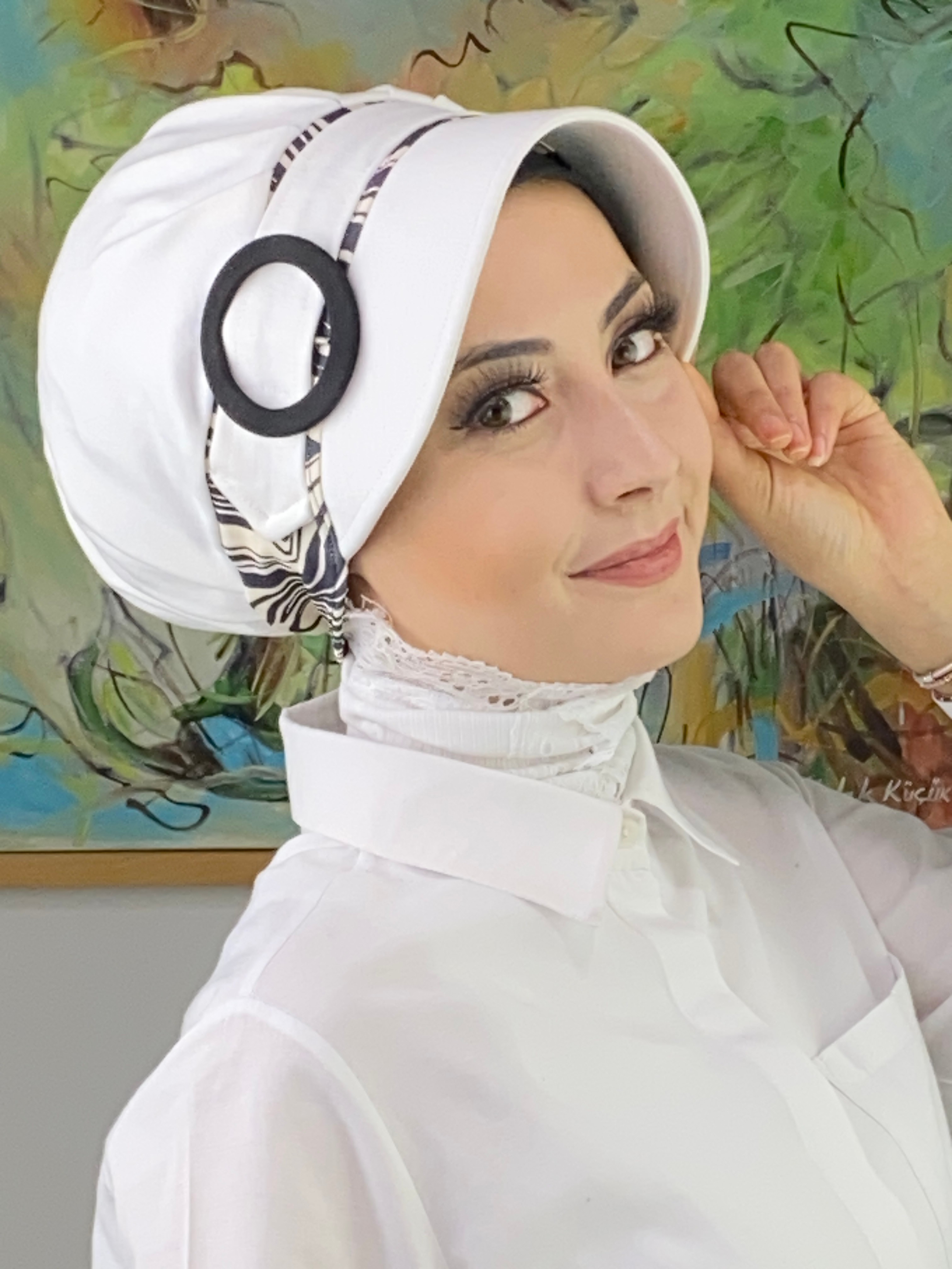 Nazlı Model Tokalı İnce Zebra Desenli Tesettür Şapka