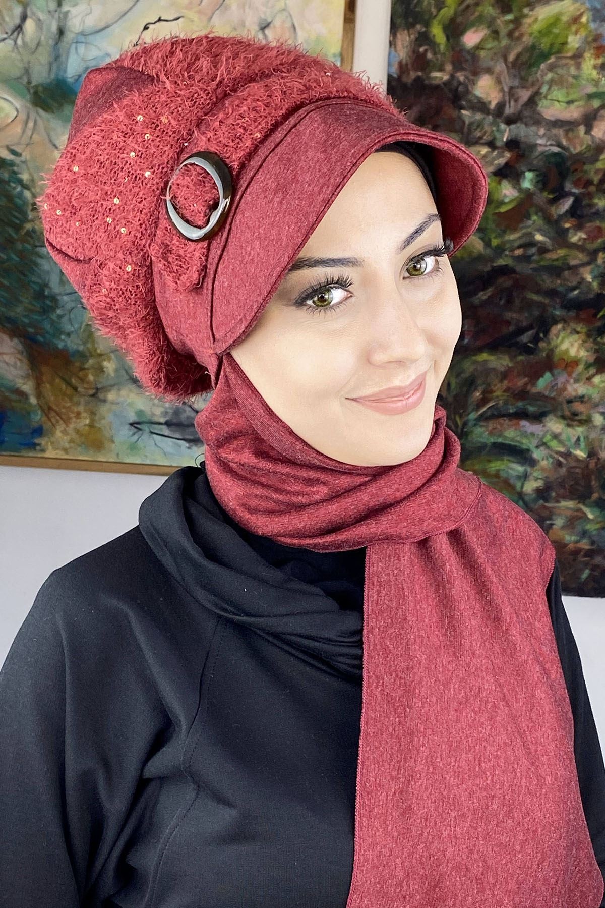 Haroşa Örgü Detaylı Çok Renkli Tokalı Atkılı Siyah Şapka Şal