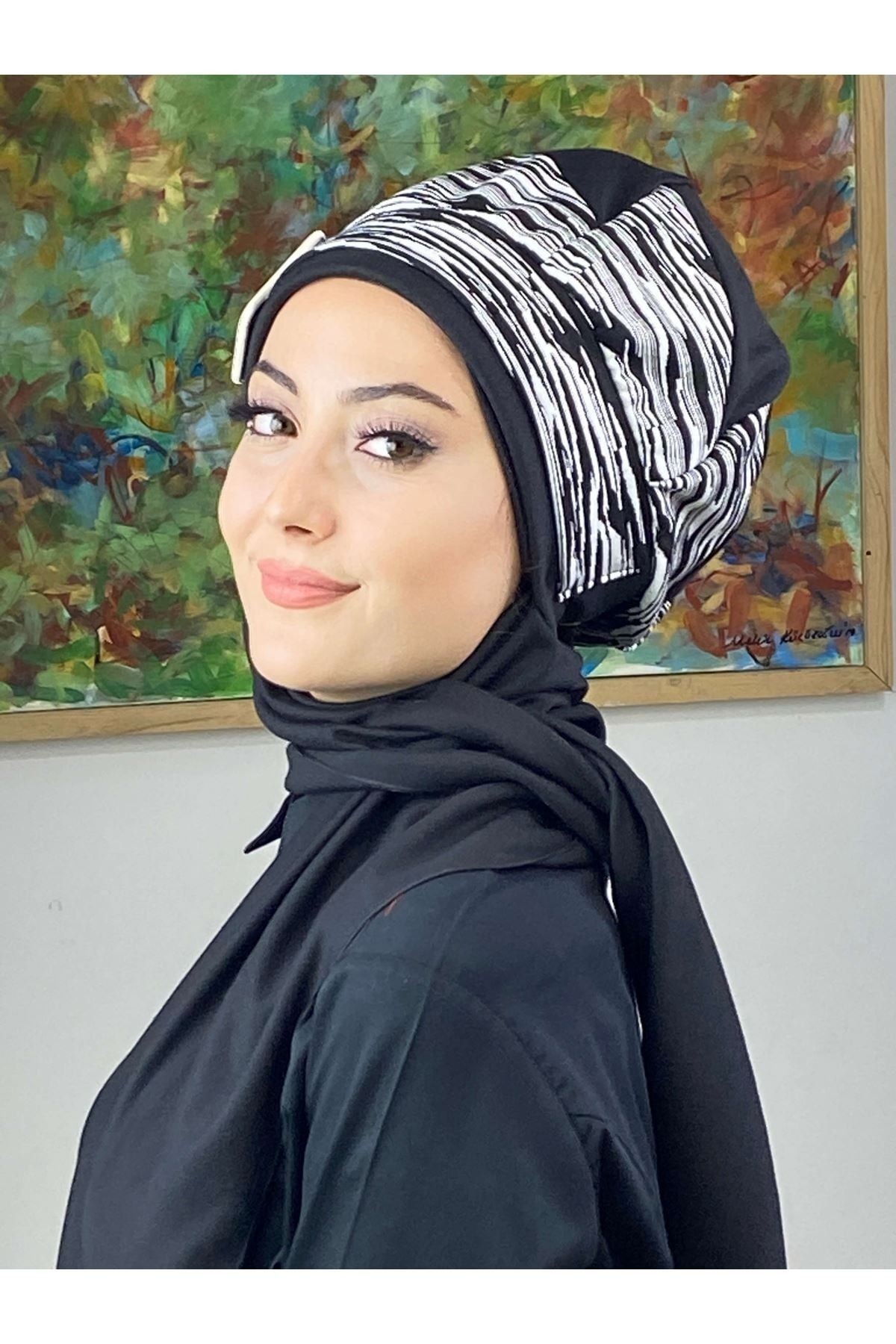 Çarkıfelek Siyah Çizgili Desenli Atkılı Tesettür Bere