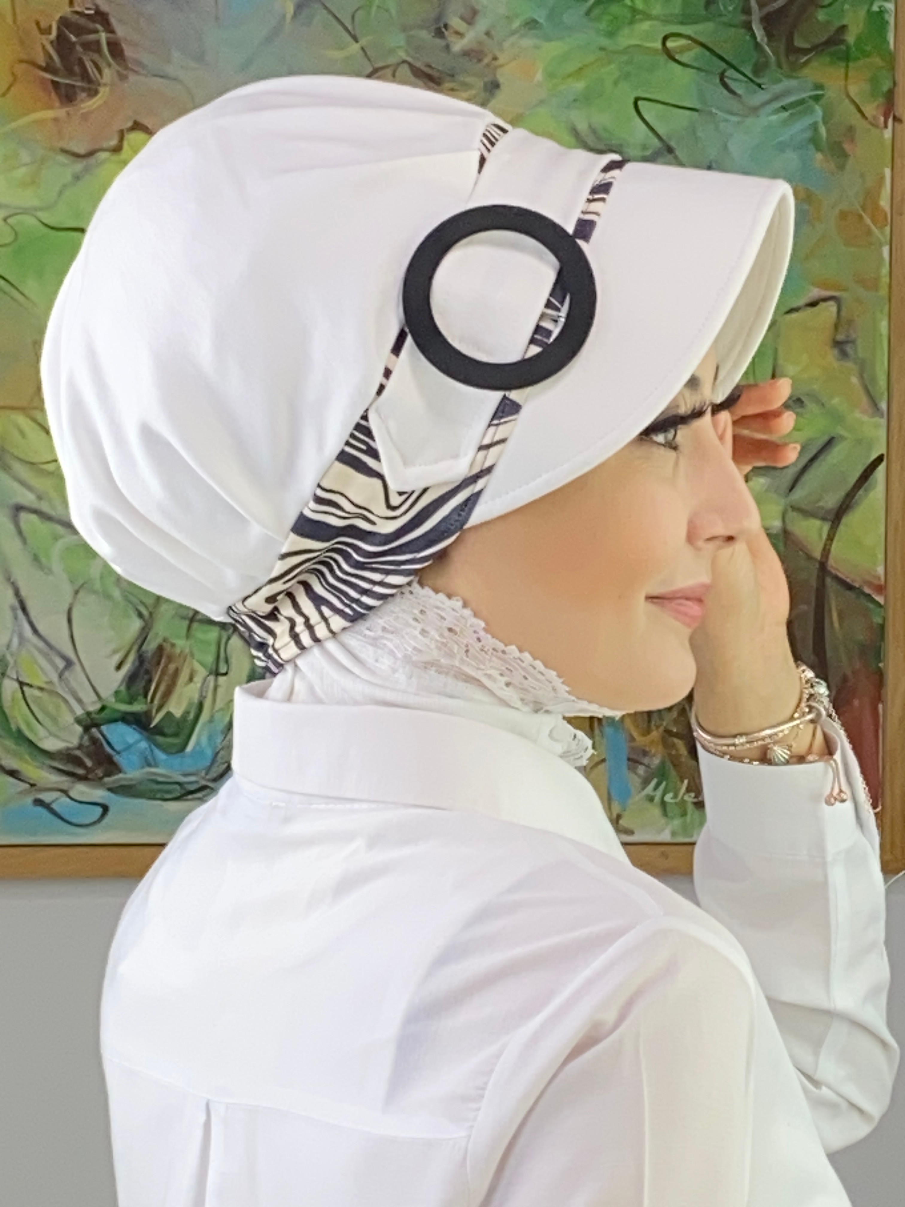 Nazlı Model Tokalı İnce Zebra Desenli Tesettür Şapka