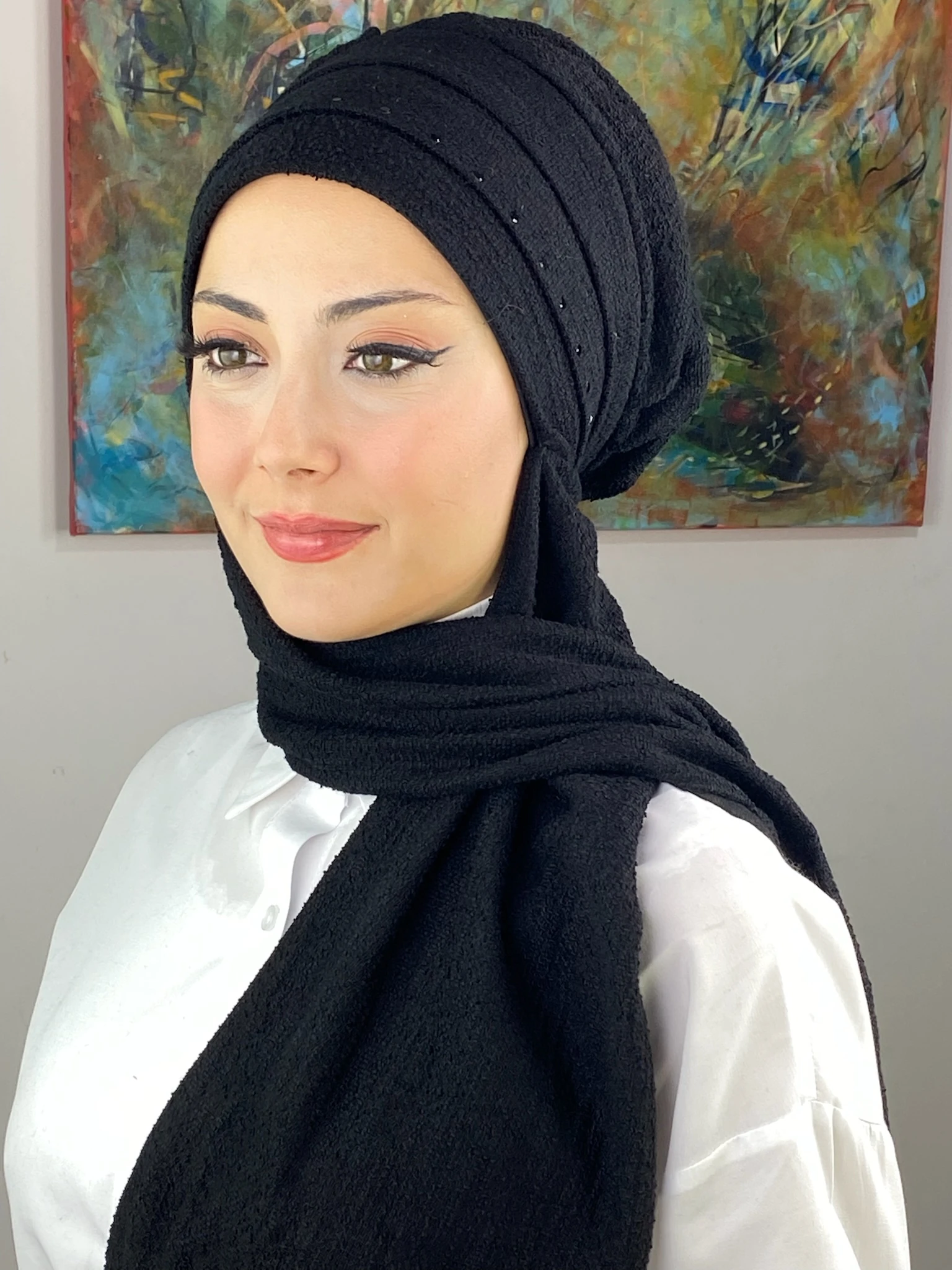 SİYAH KARE TAŞ DETAYLI BERE - siyah turuncu