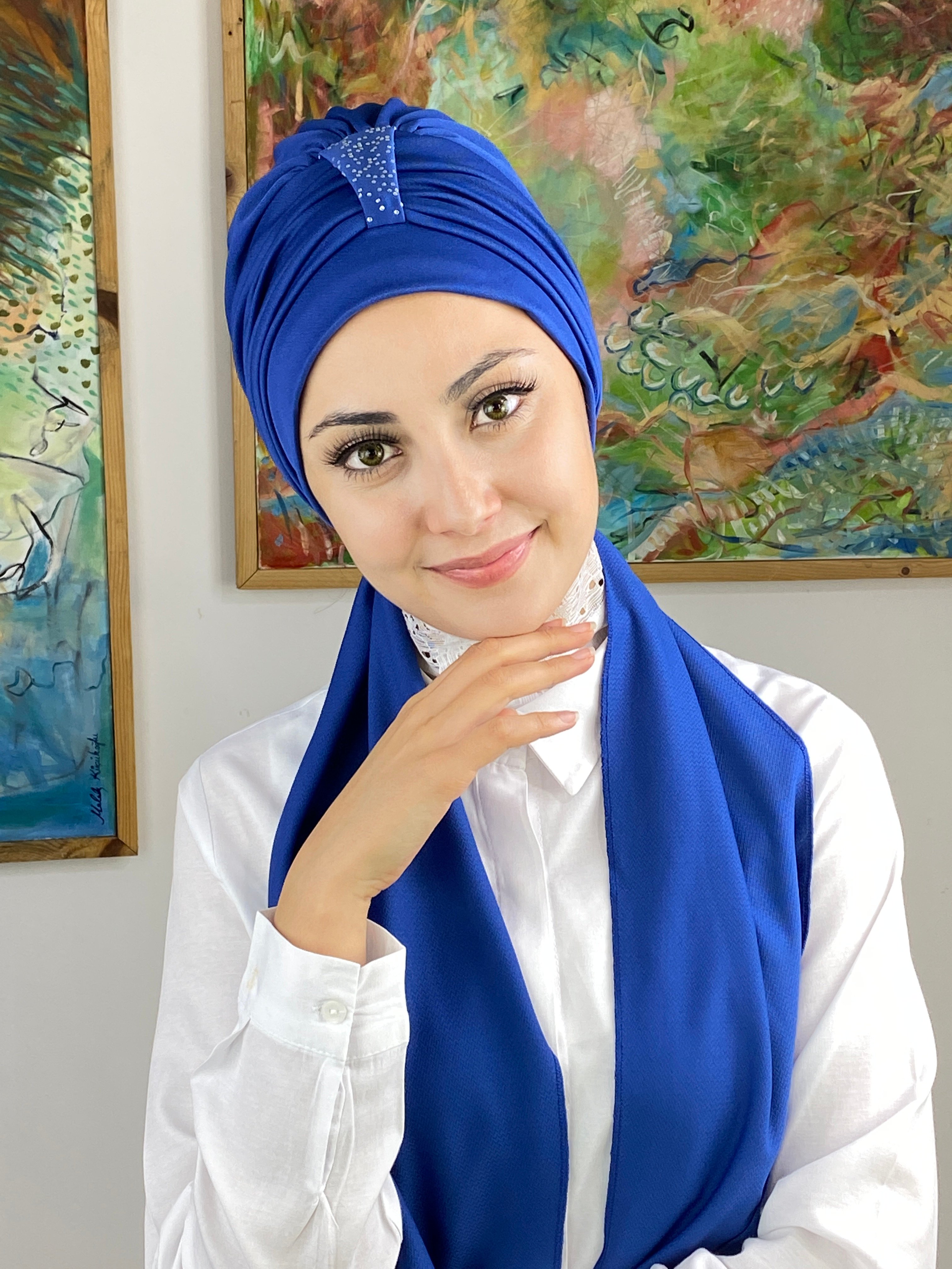 Hürrem Model Atkılı Biritli Bone - saks mavisi