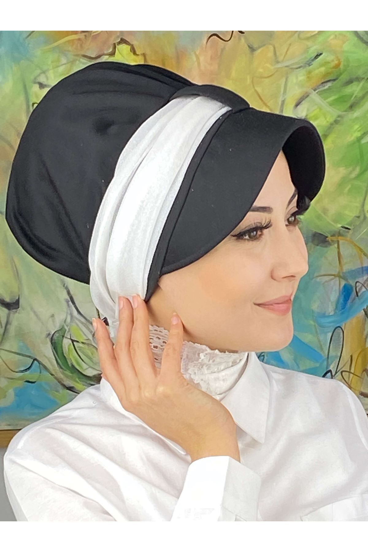 Cırtcırtlı Beyaz Simli Şifon Fularlı Şapka
