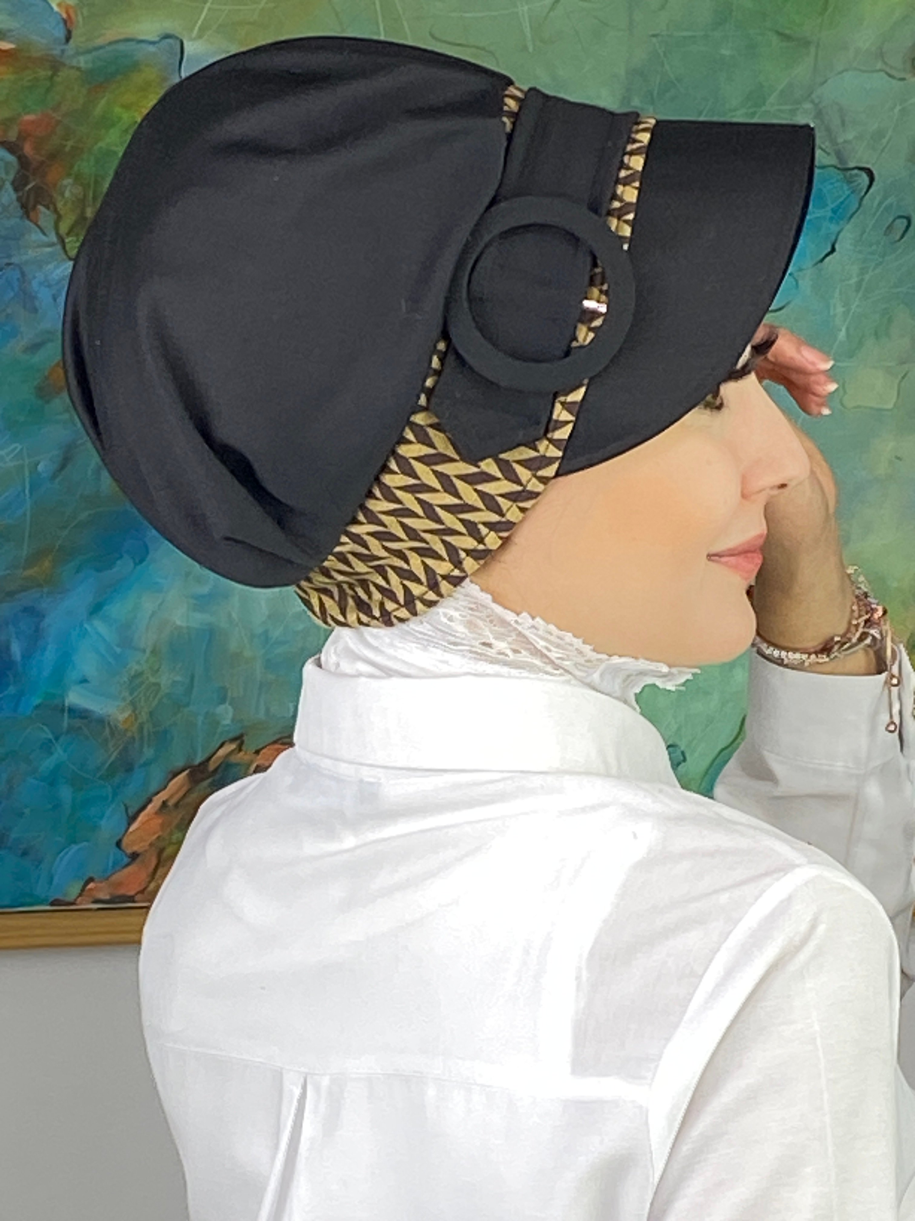 Nazlı Model Tokalı Başak Desenli Tesettür Şapka