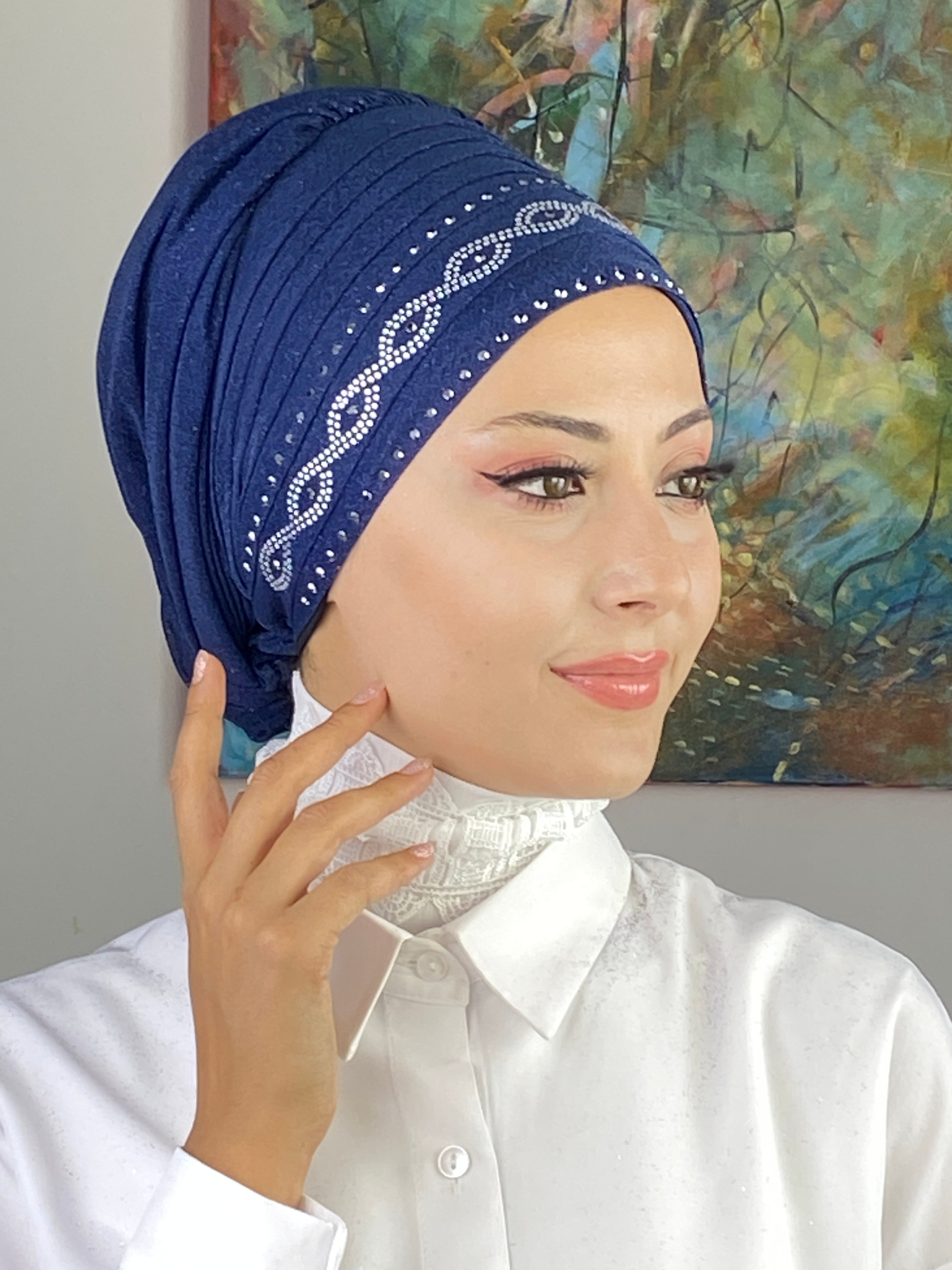 Kuşgözü Model Gümüş Taşlı&Konik Ortası Siyah Taşlı Simli Şifon Bone Şal - lacivert