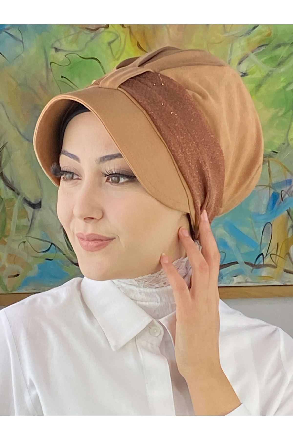 وشاح شيفون لامع من الفيلكرو مع زينة من القهوة والحليب