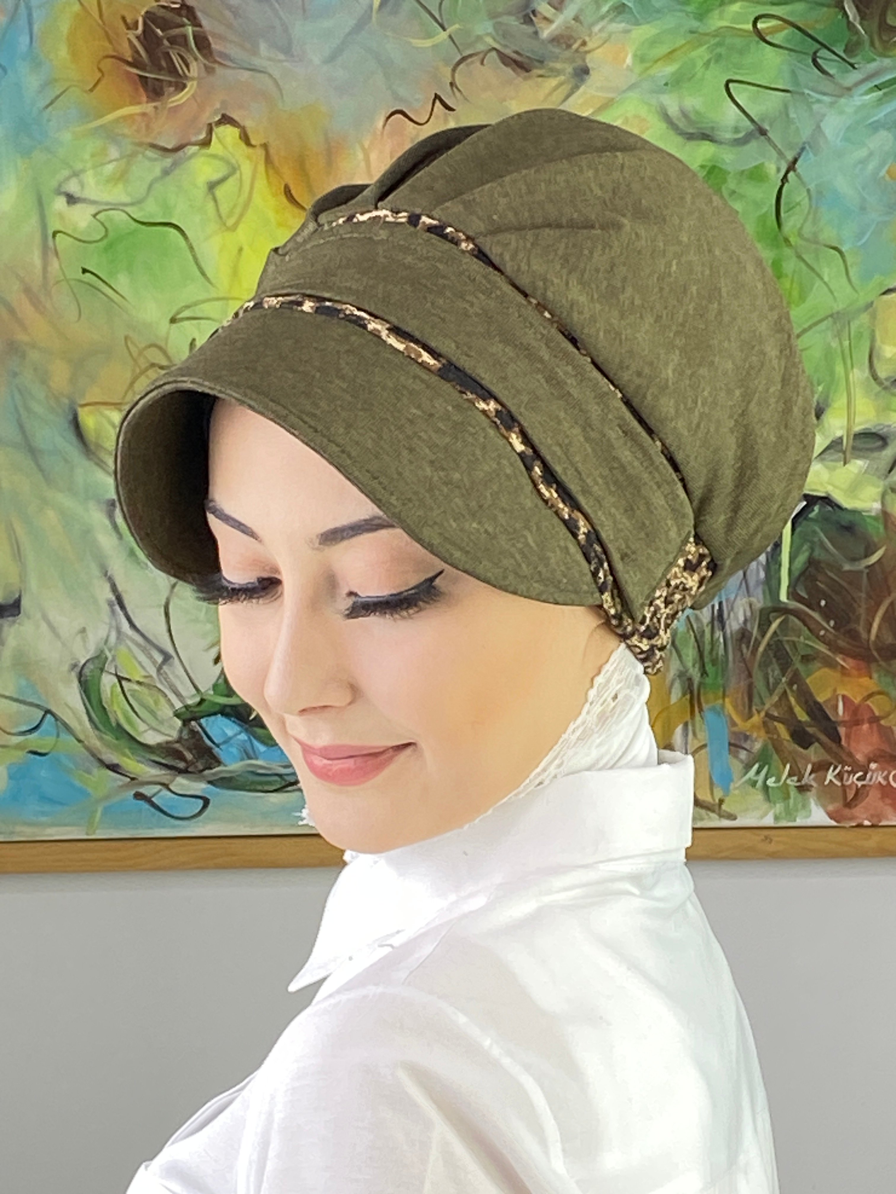 Nazlı Model Tokalı Küçük Kazayak Desenli Tesettür Şapka