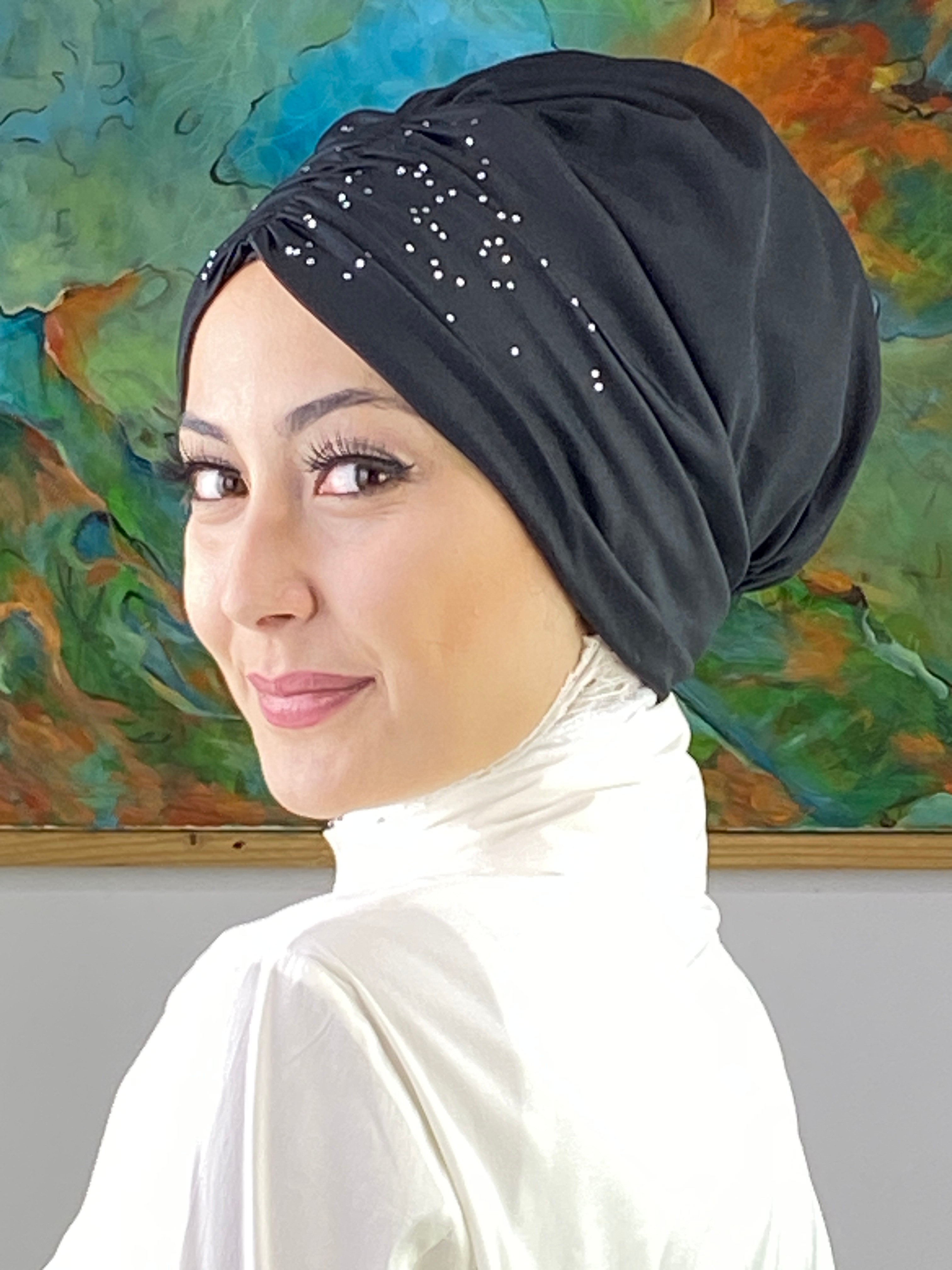 Sultan Model Taşlı Büzgülü Bone