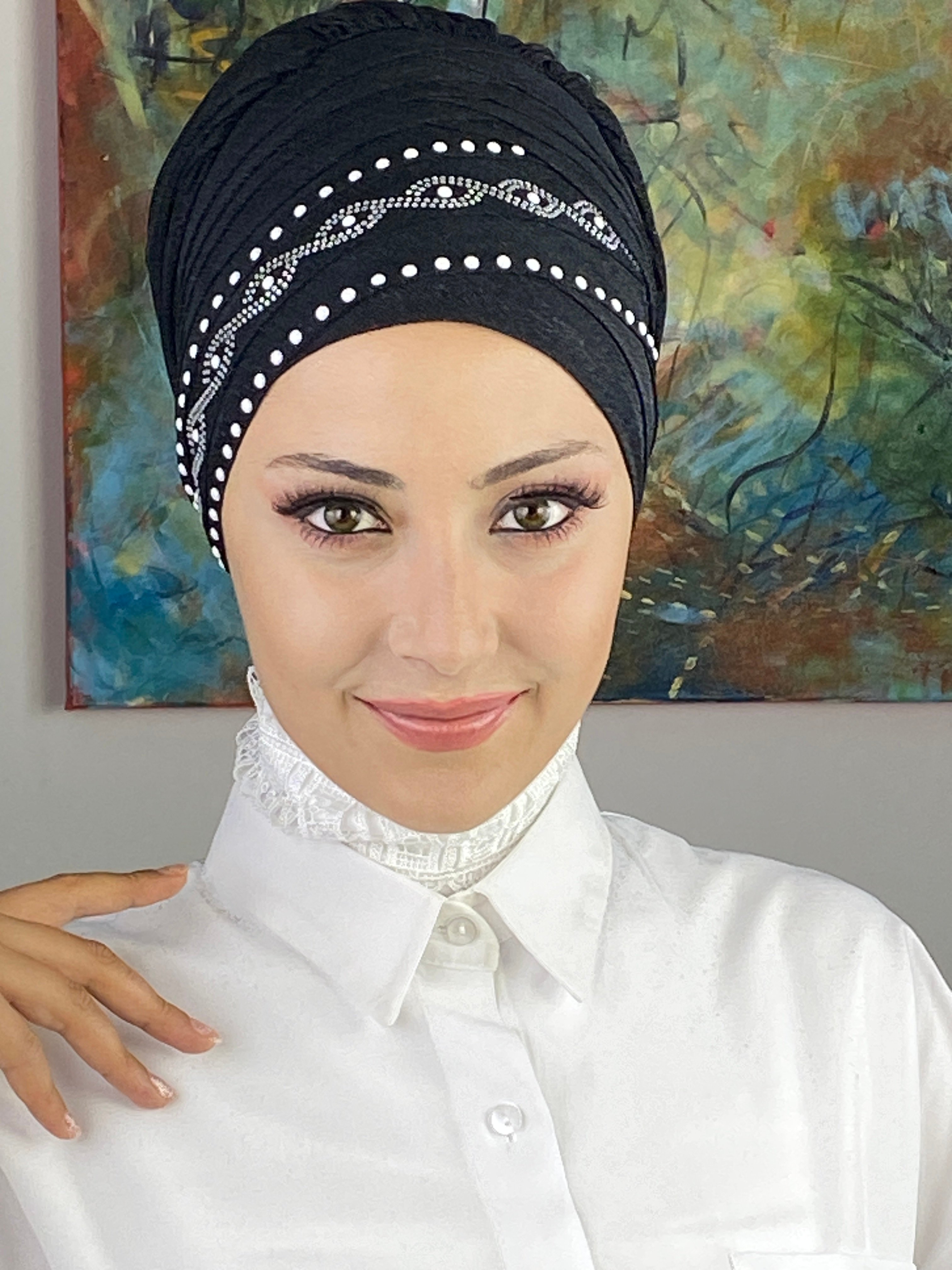 Kuşgözü Model Gümüş Taşlı İnci Detaylı Simli Şifon Bone Şal
