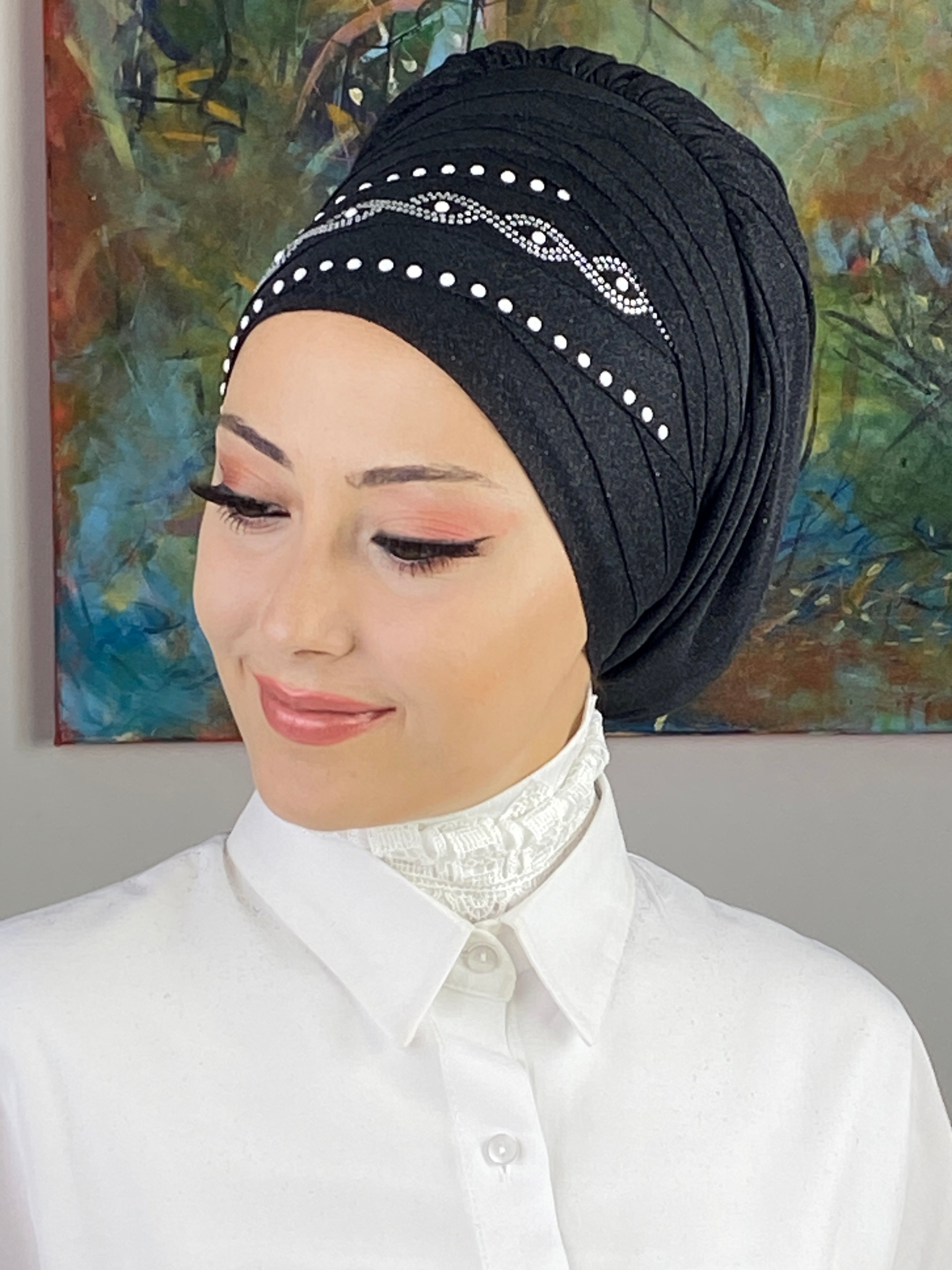 Kuşgözü Model Gümüş Taşlı İnci Detaylı Simli Şifon Bone Şal