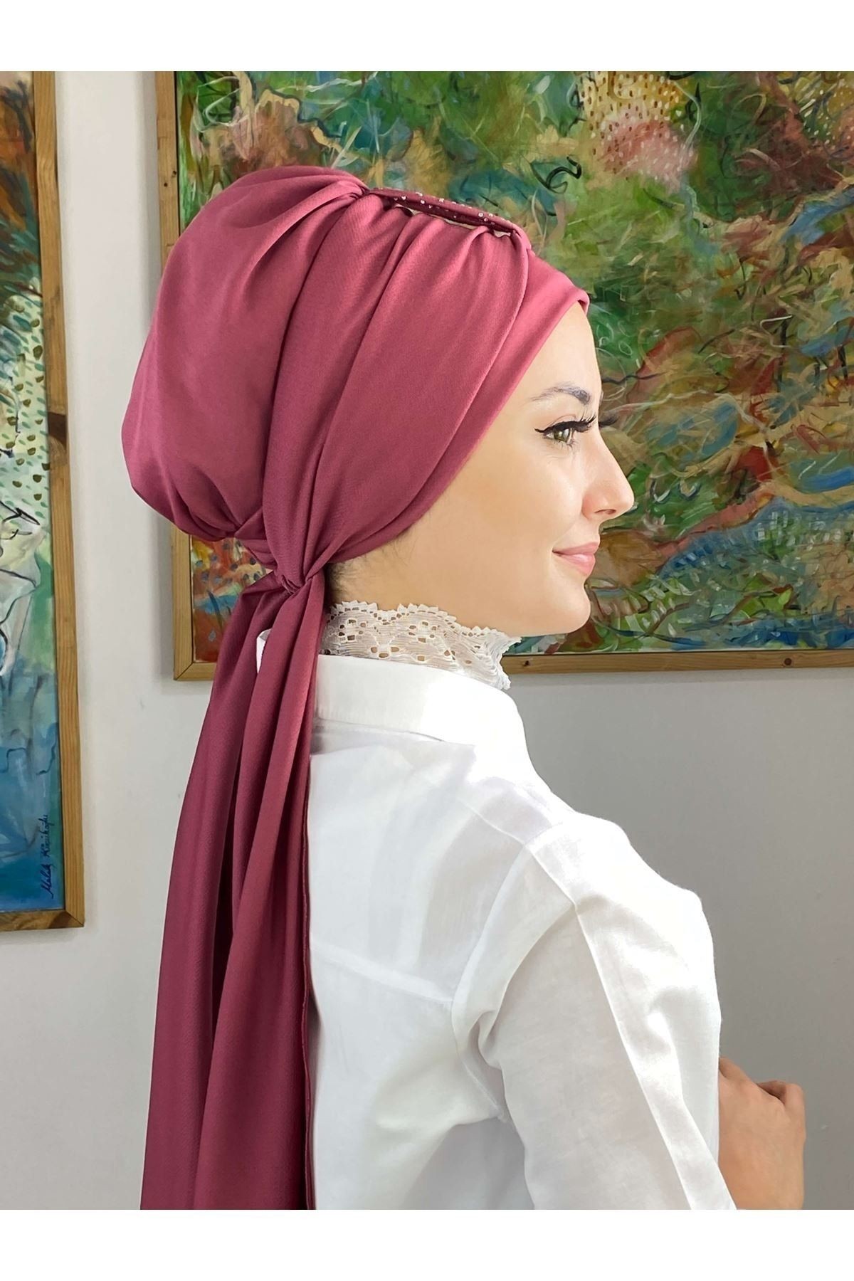 Hürrem Taşlı Tek Biritli Atkılı Koyu Gül Kurusu Bone