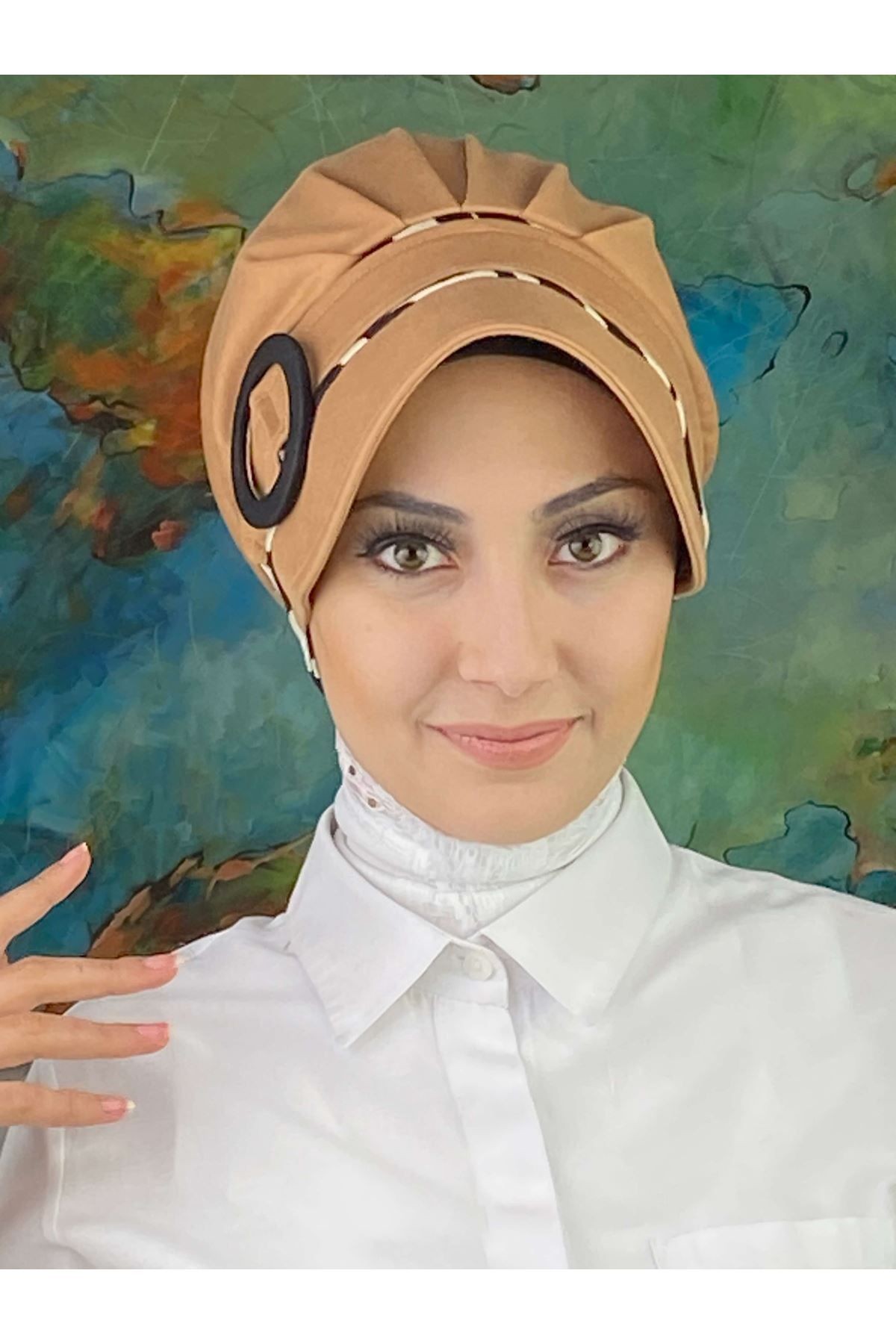 Nazlı Model Tokalı İri Krem Çizgili Zebra Desenli Tesettür Şapka