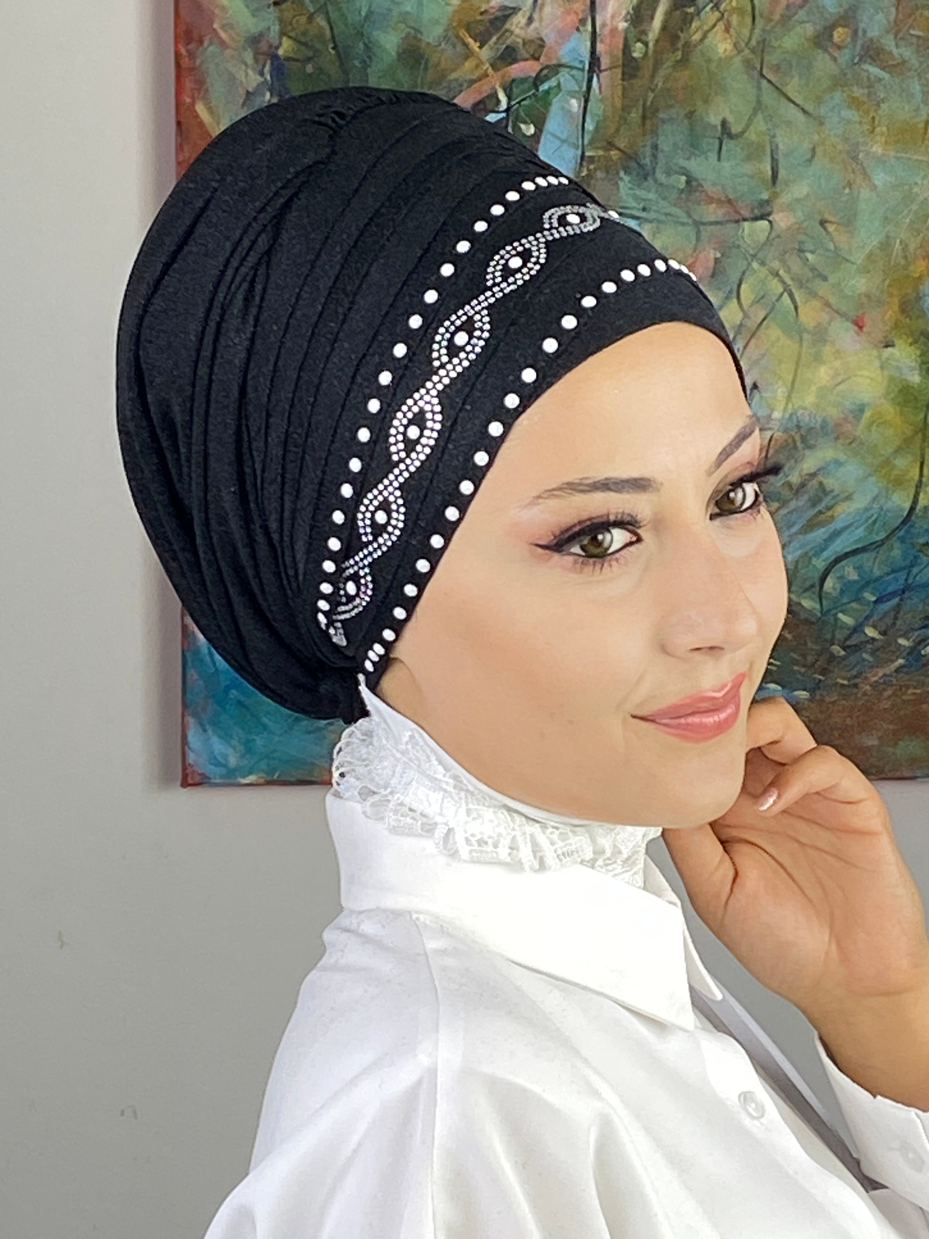 Kuşgözü Model Gümüş Taşlı İnci Detaylı Simli Şifon Bone Şal - siyah
