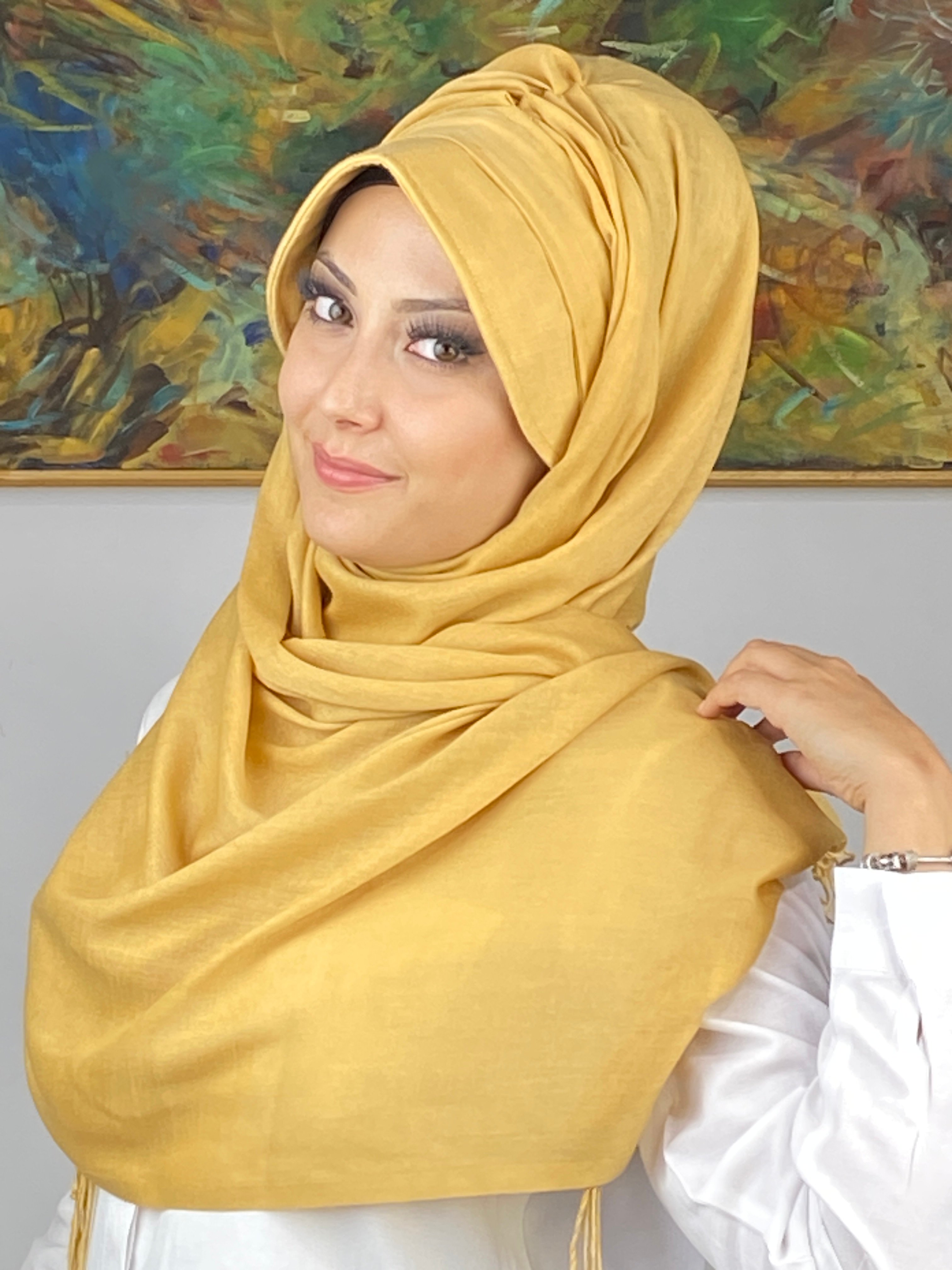 Açık Hardal Sarısı Renkli Tokalı Siperli Şapka Şal