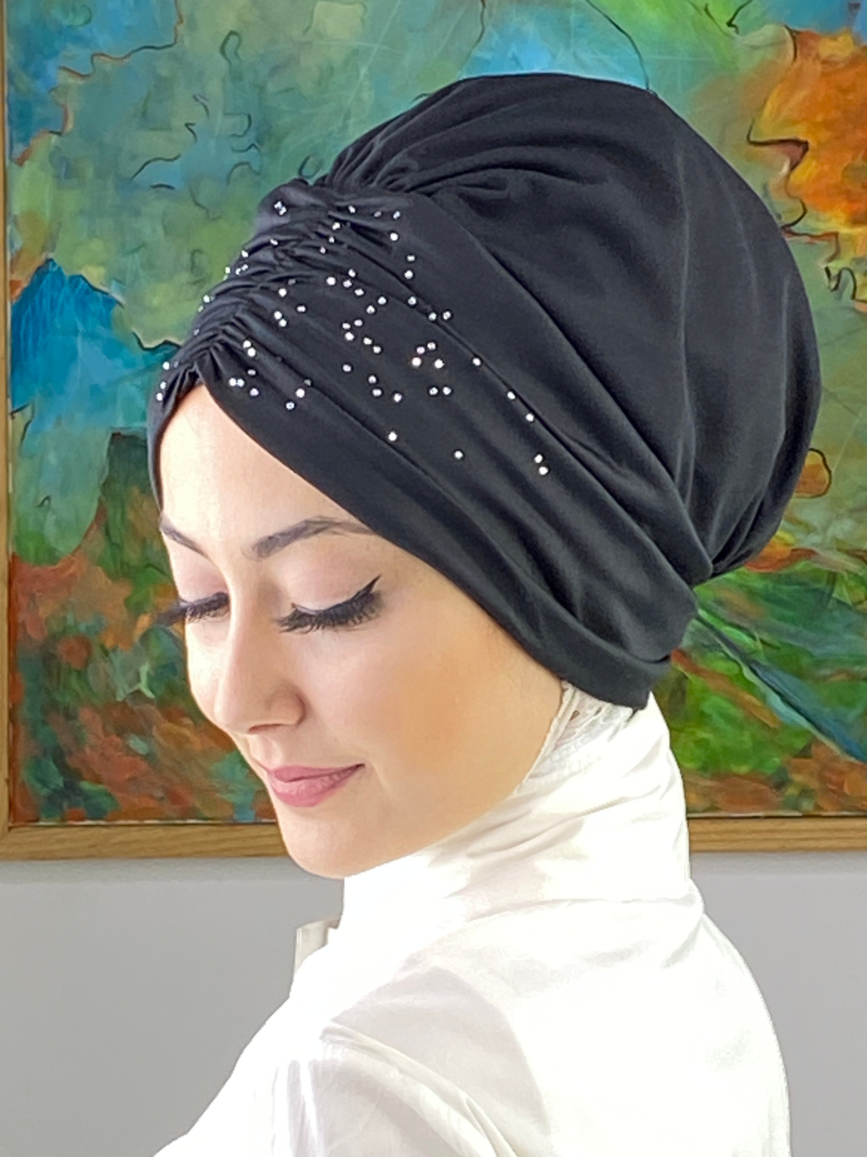 Sultan Model Taşlı Büzgülü Bone