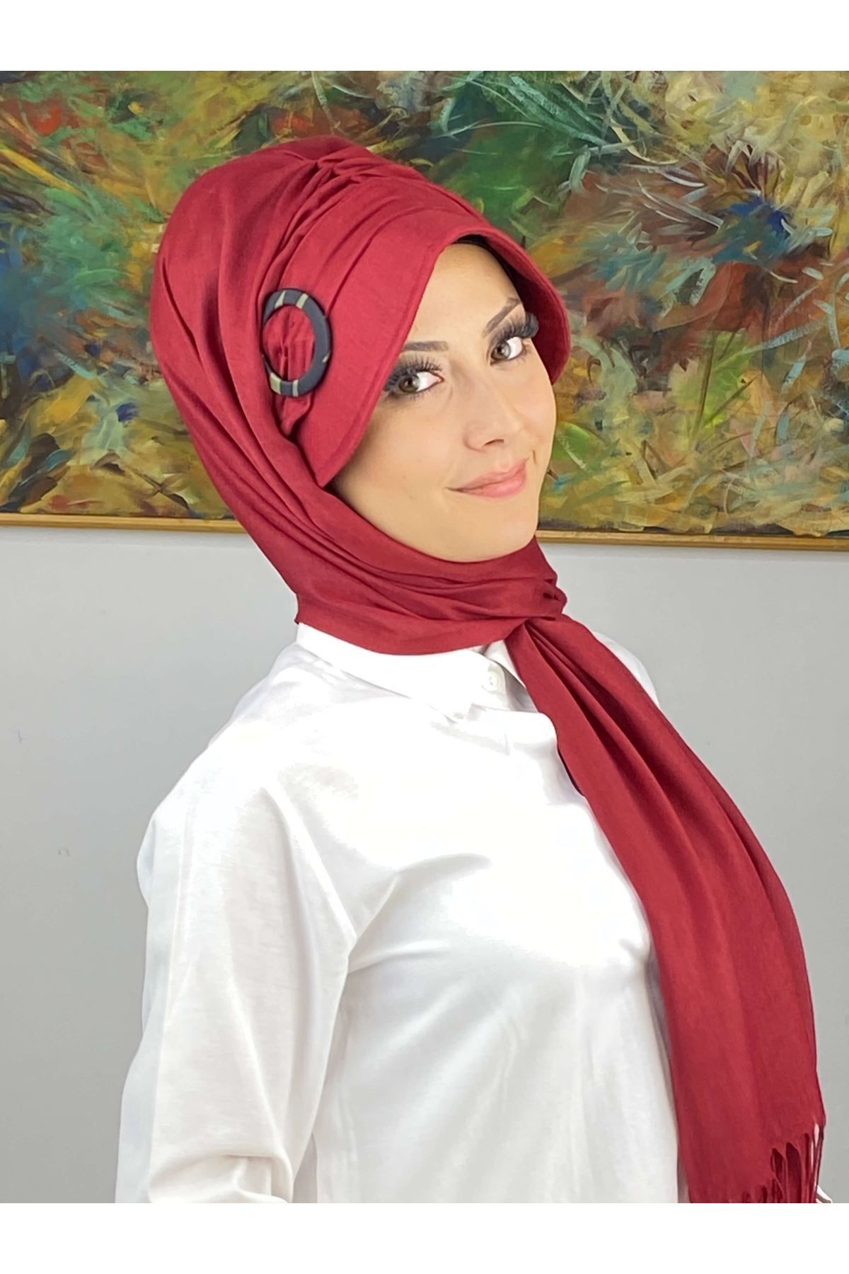 Bordo Renkli Tokalı Siperli Şapka Şal