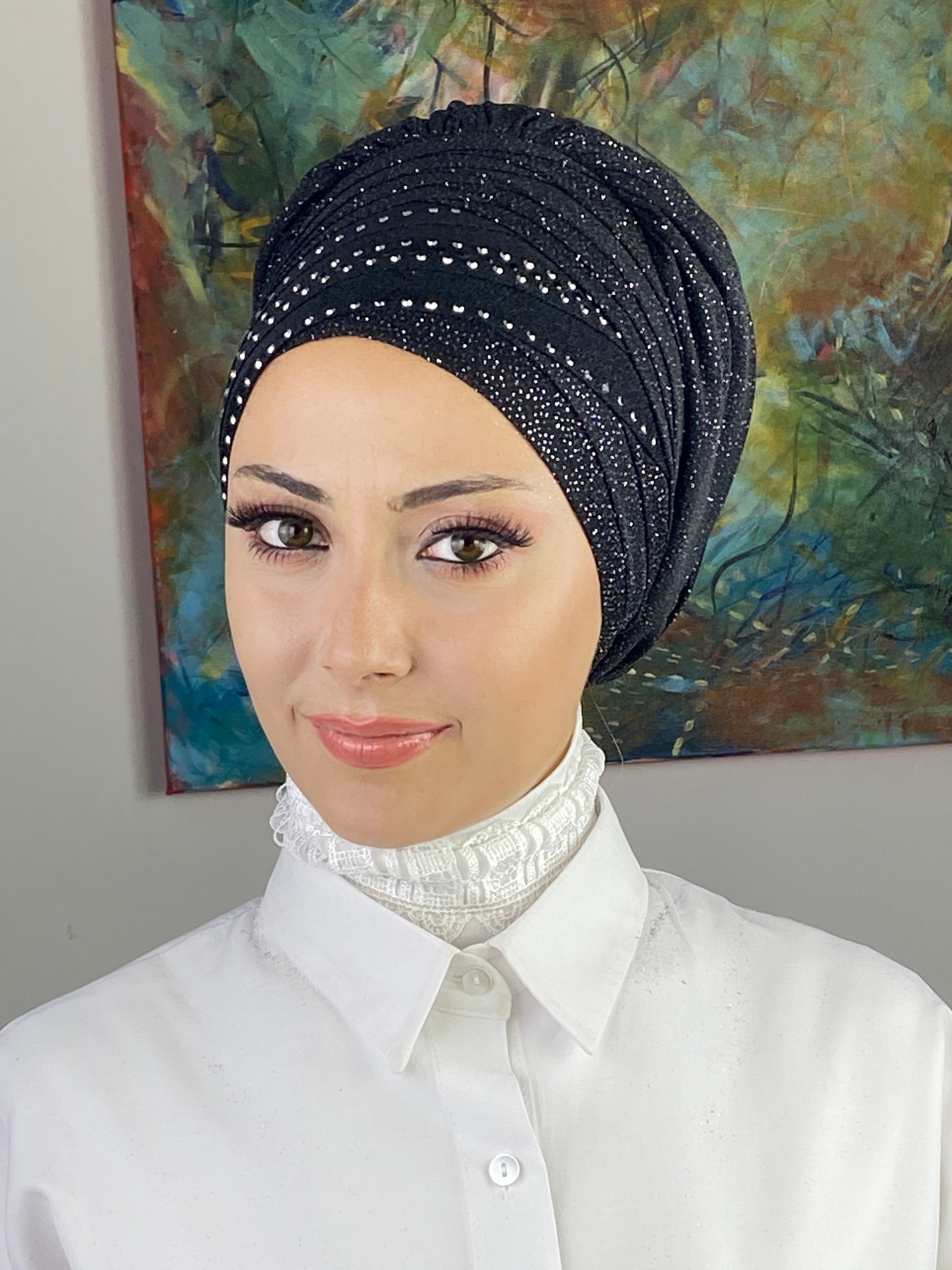  Siyah&Konik Ortası Siyah Taş Detaylı Üç Şeritli Simli Şifon Bone Şal