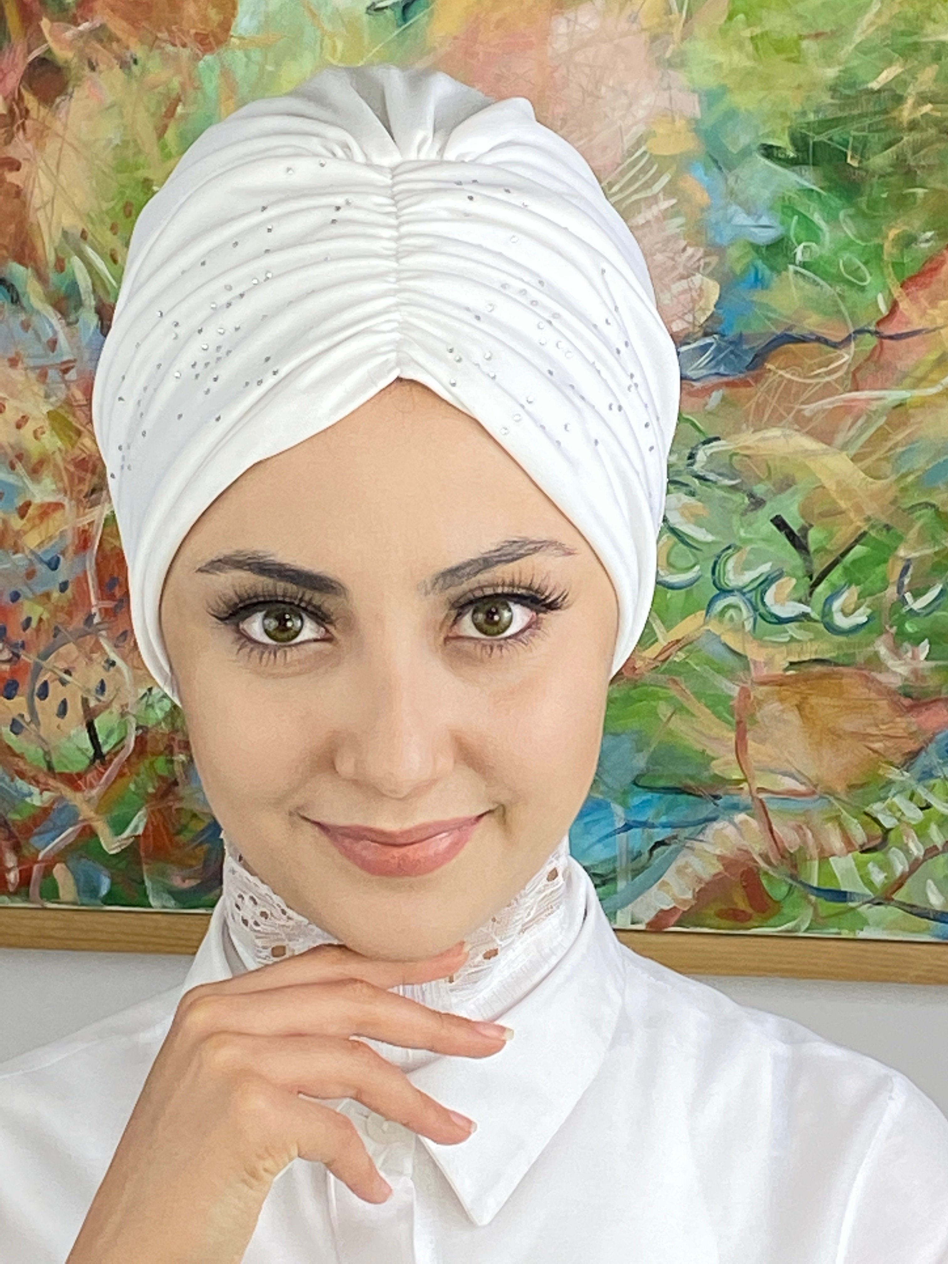 Büzgülü Taşlı Bone