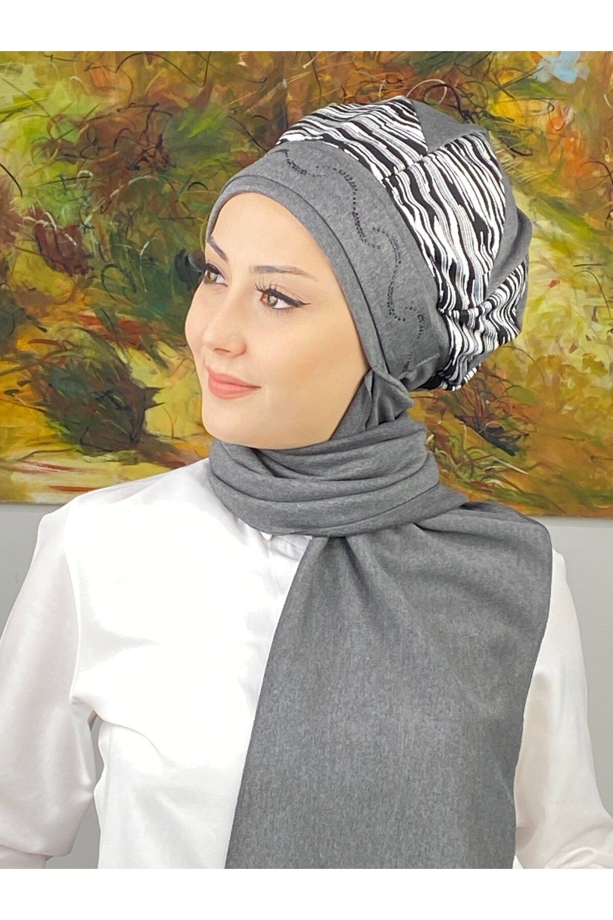 Çarkıfelek Model Çizgili Kemer Desenli Taşlı Açık Gri Atkılı Bere