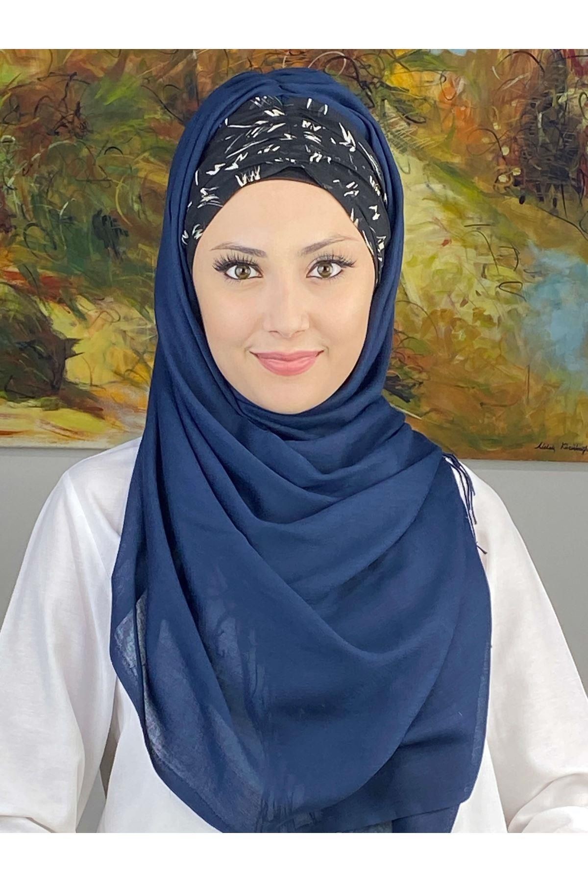 Siyah Beyaz Desenli Lacivert Büzgülü Hazır Şal