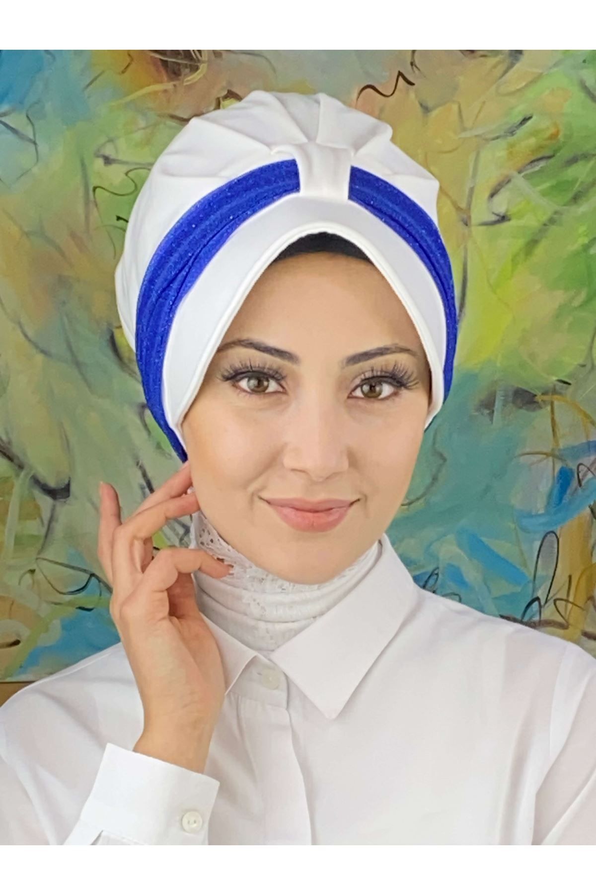 Cırtcırtlı Saks Mavisi Simli Şifon Fularlı Beyaz  Şapka