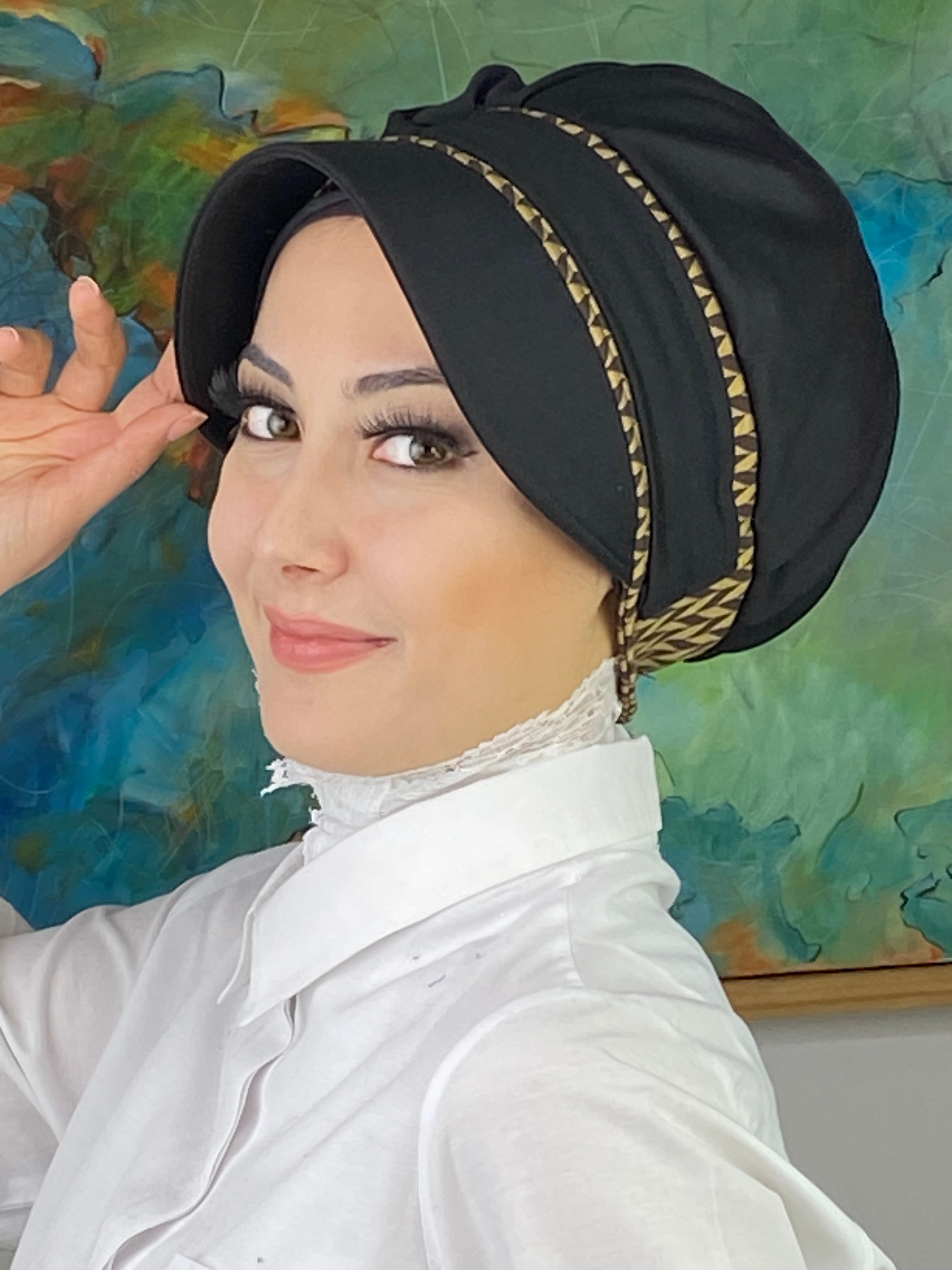 Nazlı Model Tokalı Başak Desenli Tesettür Şapka