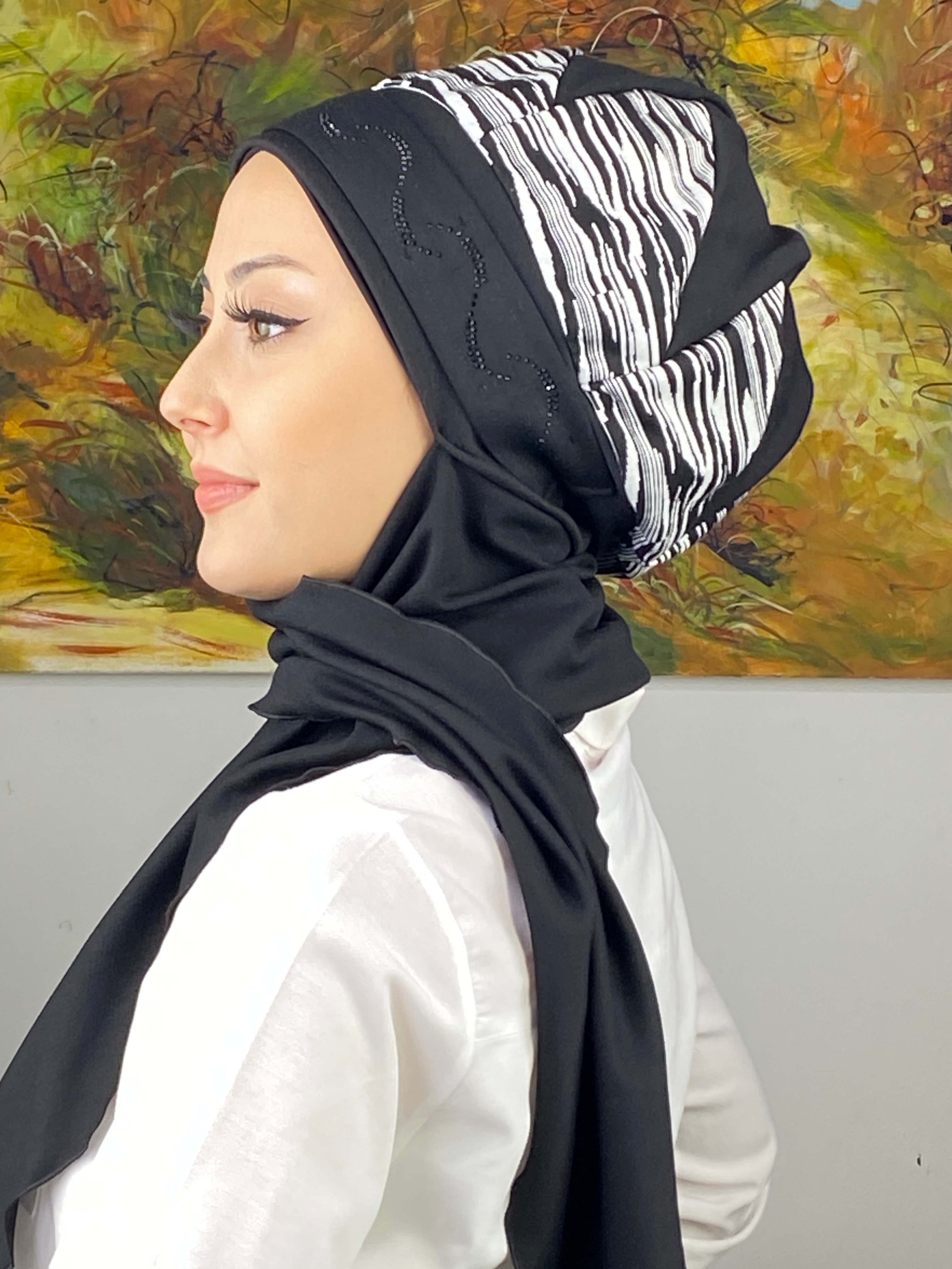 Çarkıfelek Model Çizgili Kemer Desenli Taşlı Atkılı Bere