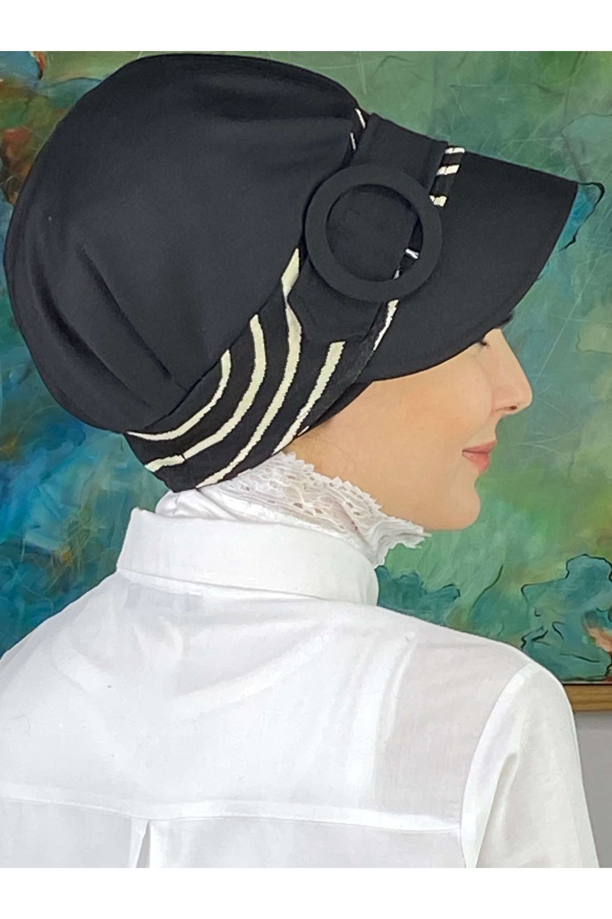 Nazlı Model Tokalı Zebra Desenli Tesettür Siyah Şapka