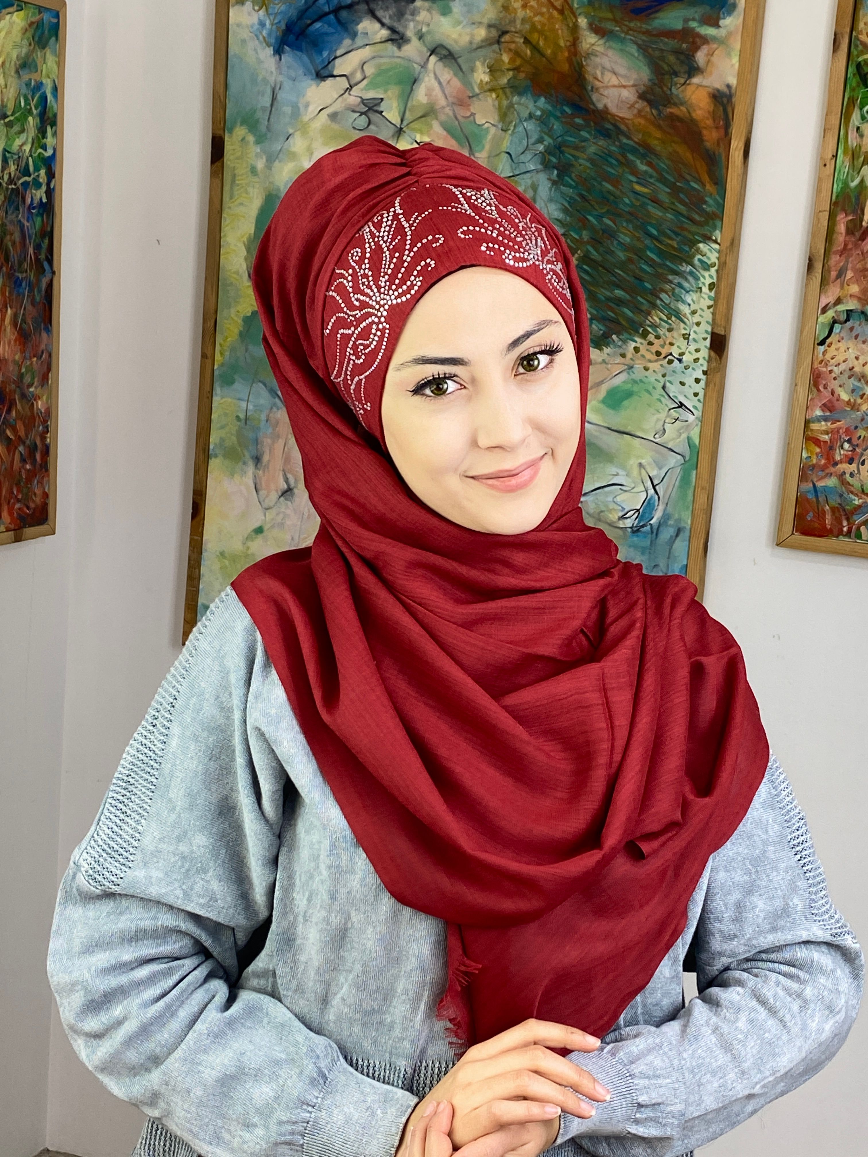 Yaprak Taşlı Model Büzgülü Şal