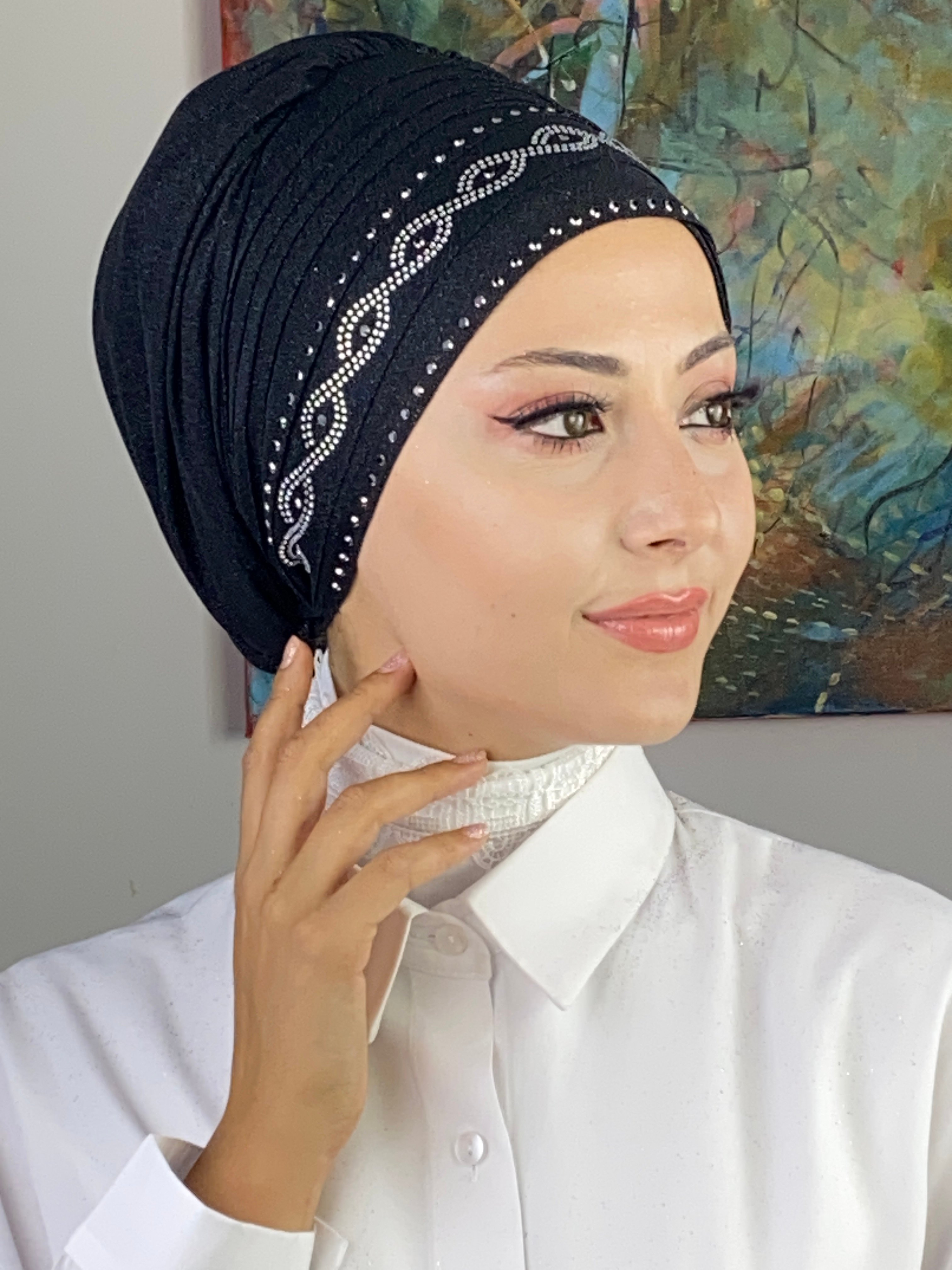Kuşgözü Model Gümüş Taşlı&Konik Ortası Siyah Taşlı Simli Şifon Bone Şal