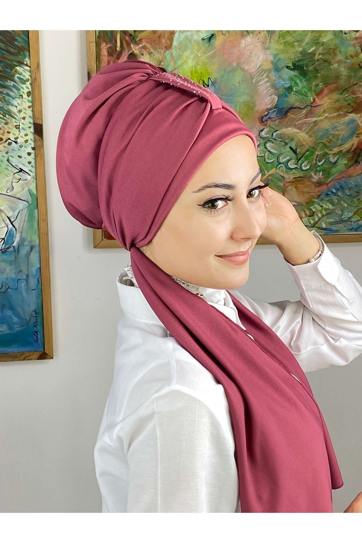 Hürrem Taşlı Tek Biritli Atkılı Koyu Gül Kurusu Bone