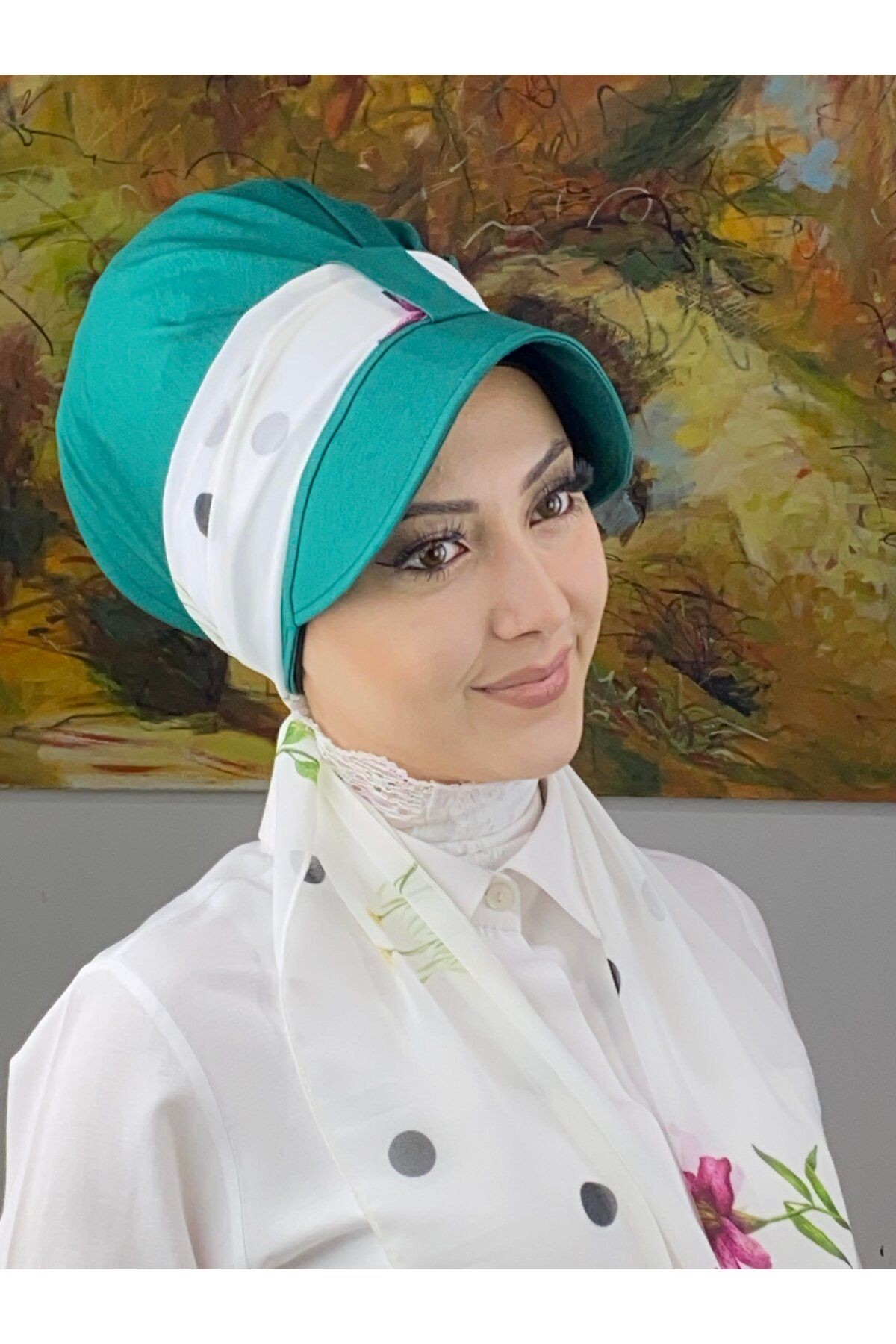 Floral Desenli Tek Biritli Fularlı Şapka