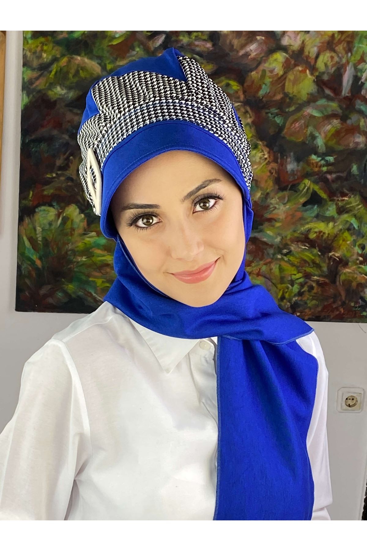 Kazayağı Saks Mavisi Tokalı Kemerli Şapka Şal