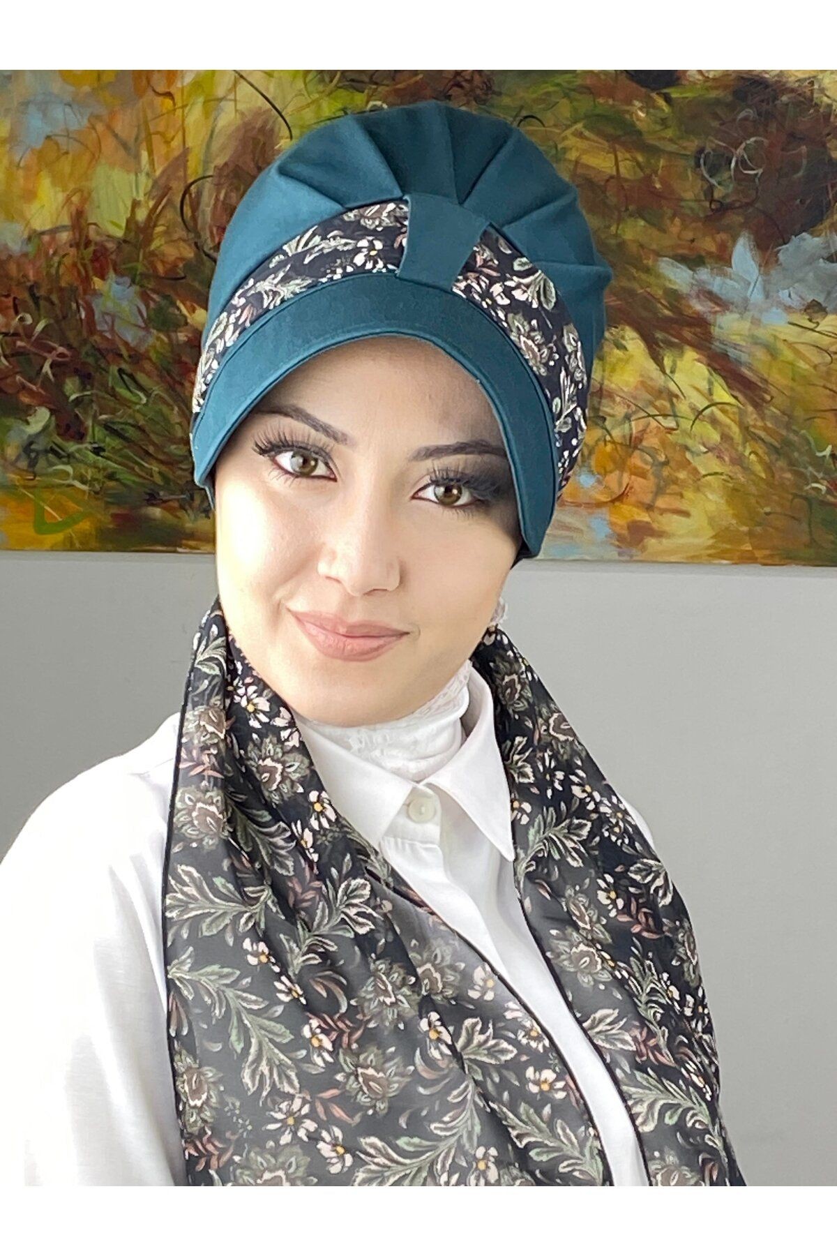 Floral Desenli Tek Biritli Fularlı Şapka