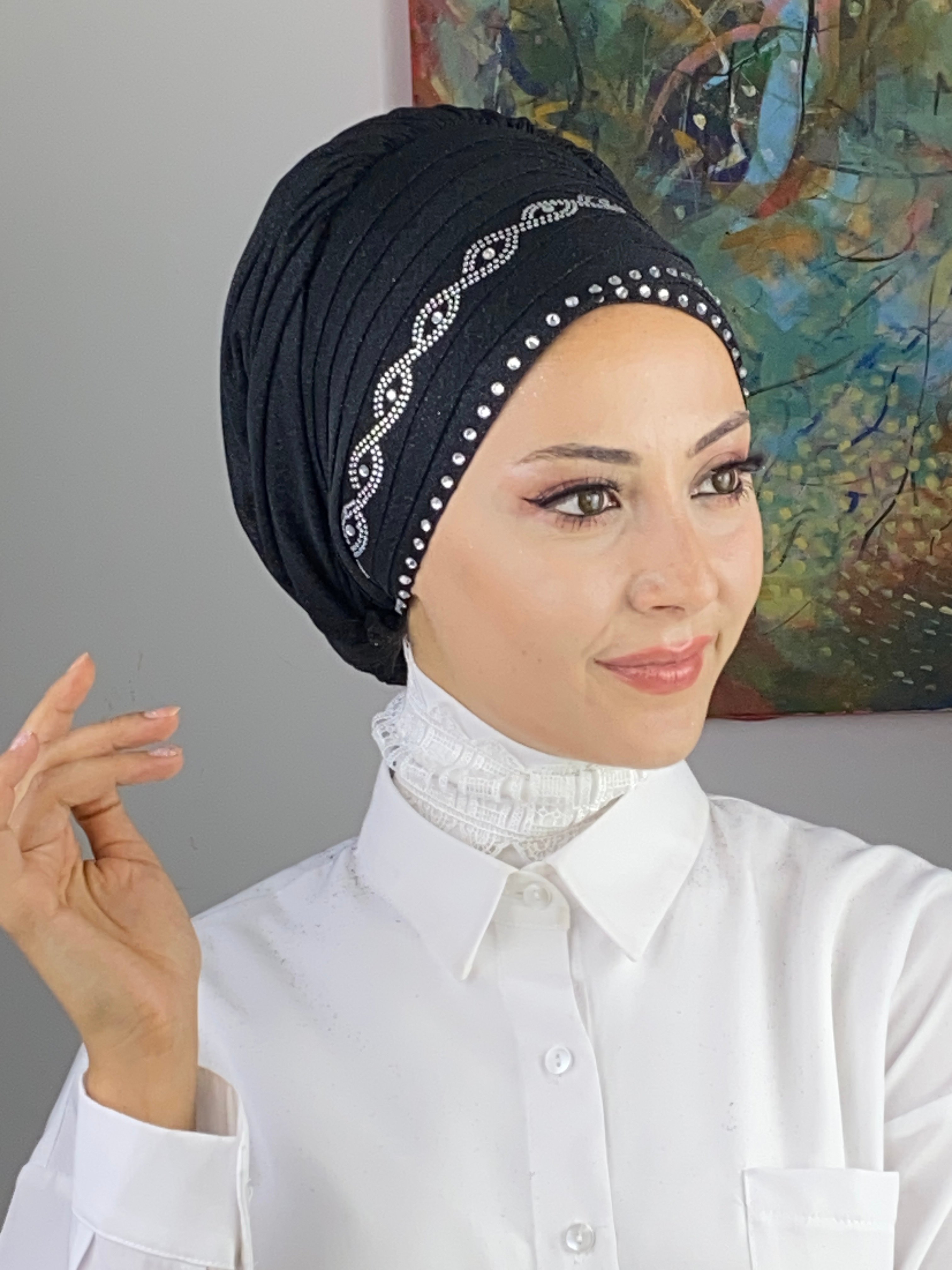 Gümüş Taşlı Kuşgözü Model Çapraz Detaylı Simli Şifon Bone Şal
