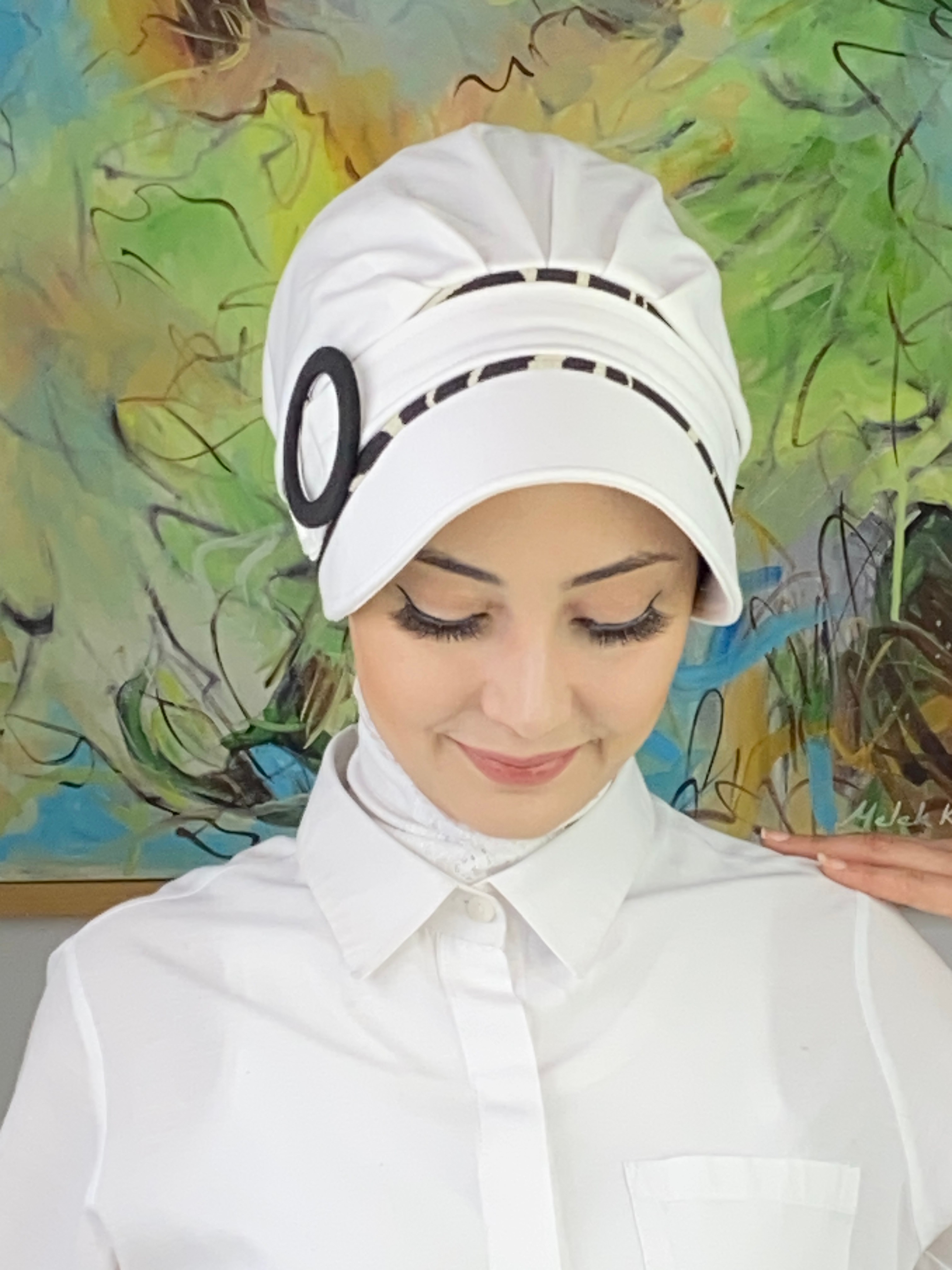Nazlı Model Tokalı Siyah Zebra Desenli Tesettür Şapka