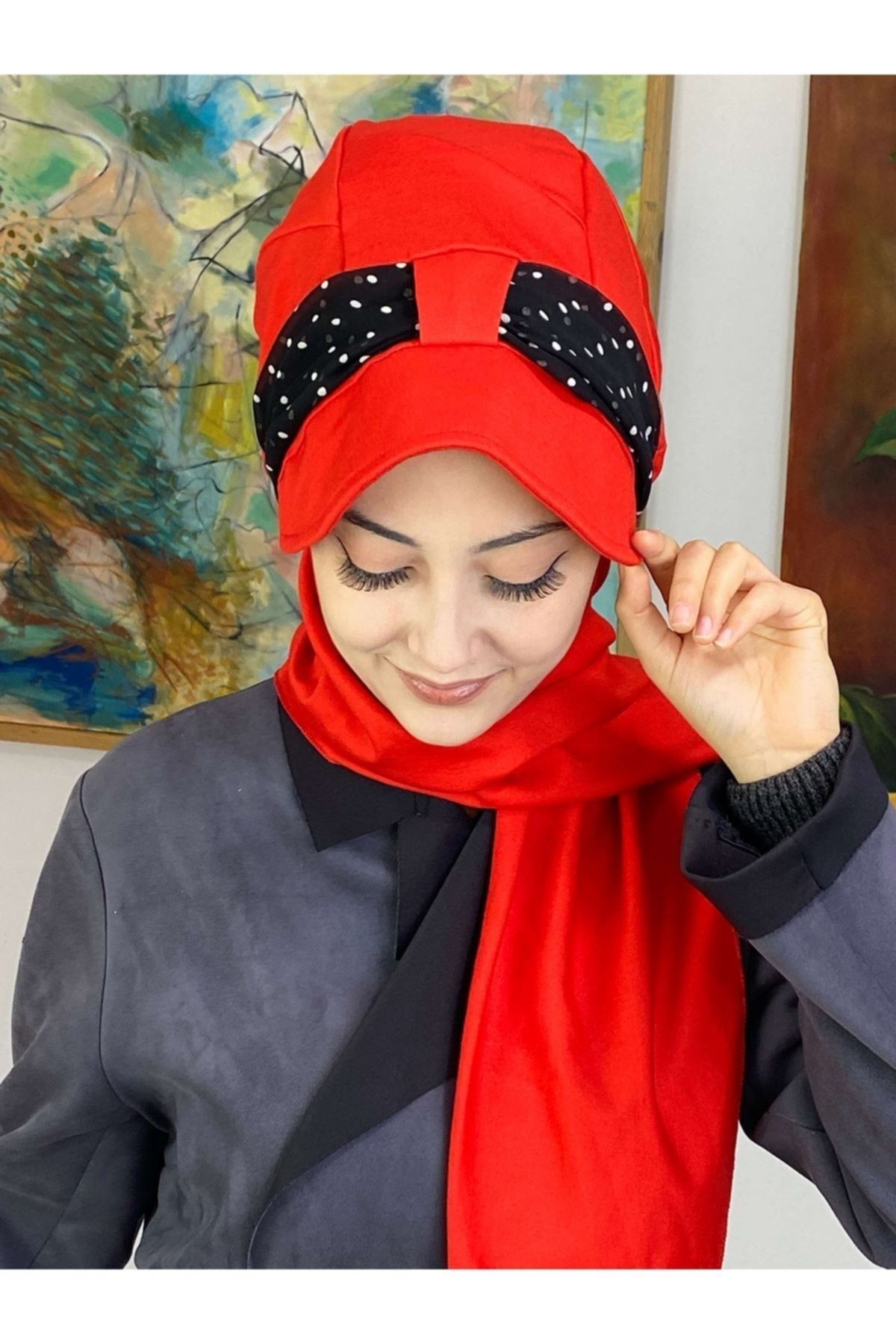 Beyaz Puantiyeli Desenli Cırtcırtlı Fularlı  Nar Çiçeği Atkılı  Tek Biritli Şapka Şal