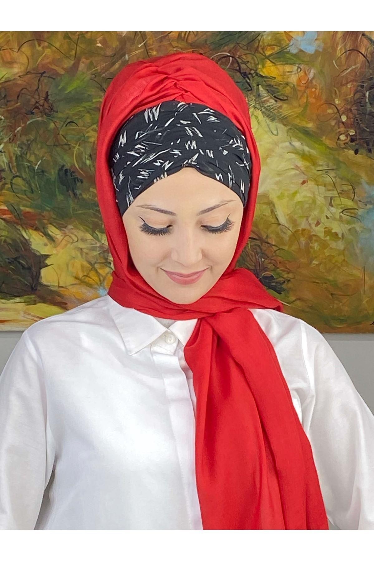 Siyah Beyaz Desenli Kırmızı Büzgülü Hazır Şal