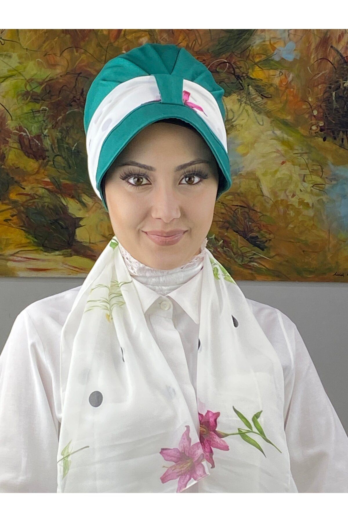 Floral Desenli Tek Biritli Fularlı Şapka