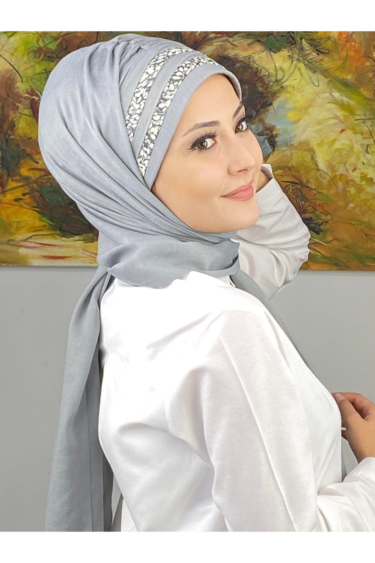 Topkapı Model Minik Çiçekli Desenli Şeritli Açık Gri Hazır Şal